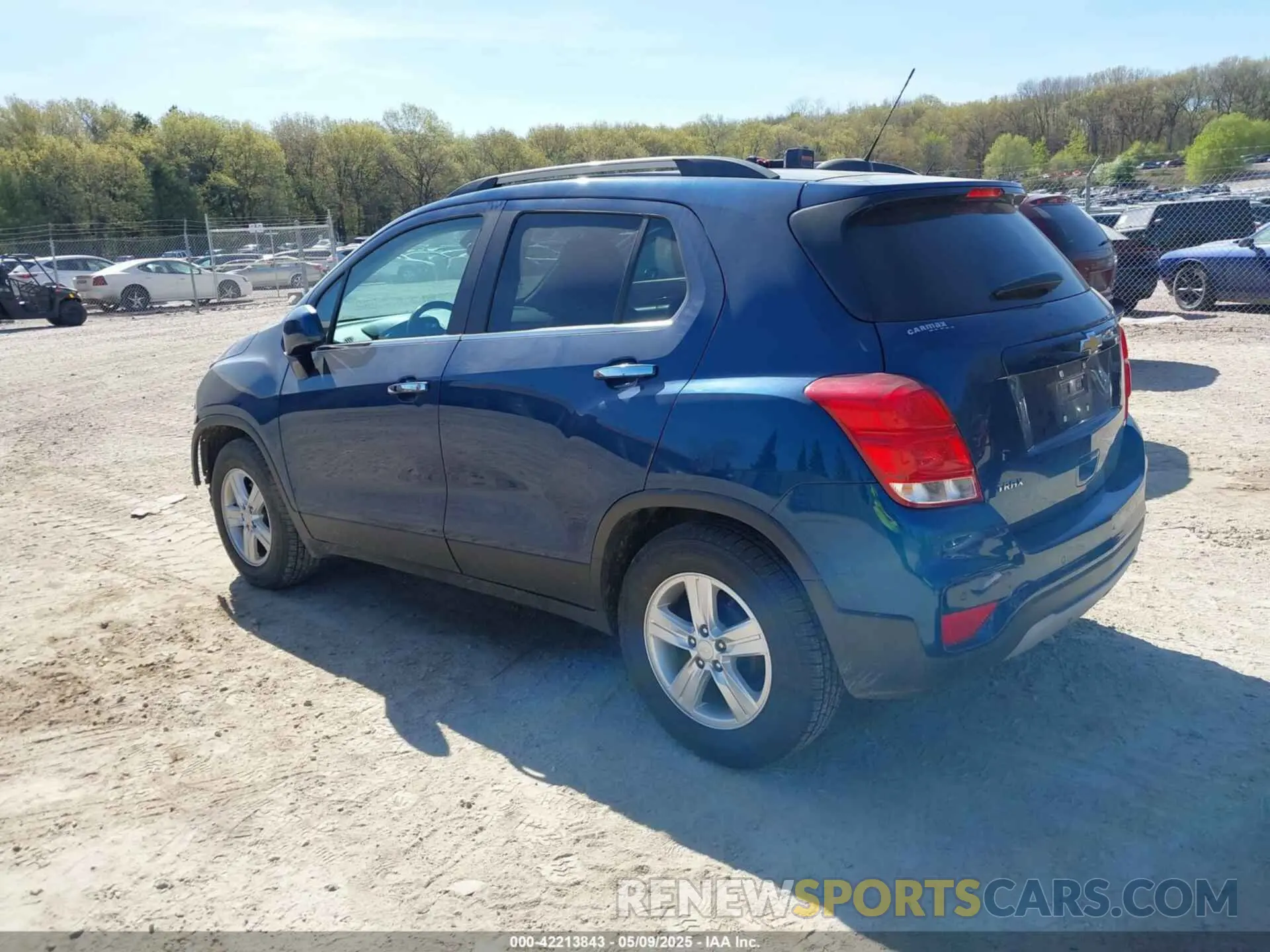3 fotografías del automóvil dañado 3GNCJLSB6LL288423 CHEVROLET TRAX 2020