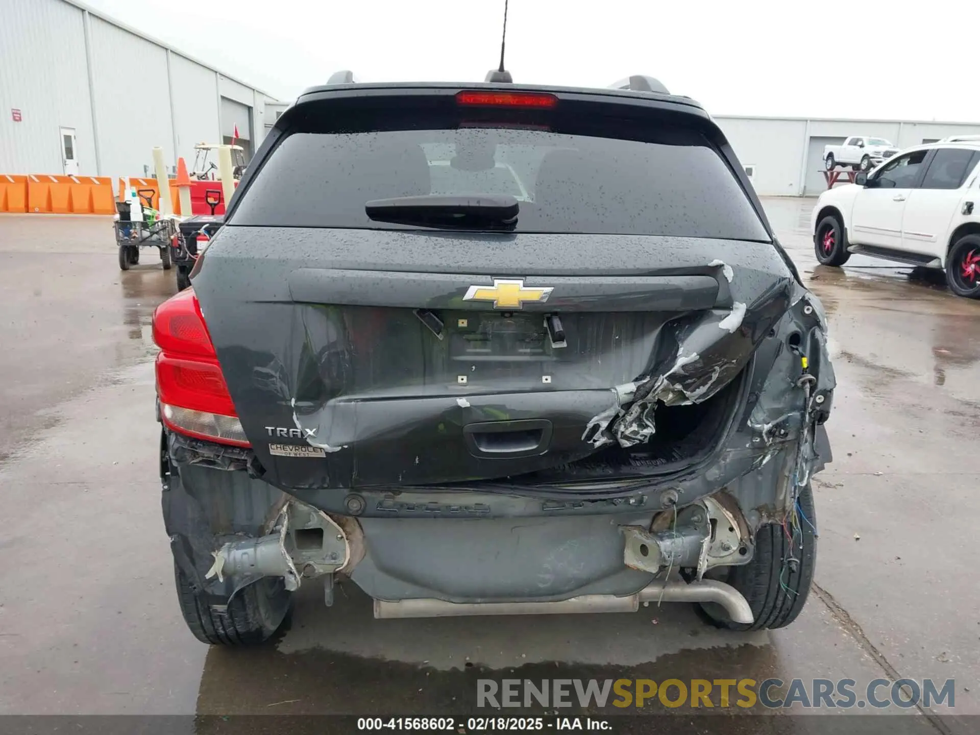 17 fotografías del automóvil dañado 3GNCJLSB7LL168453 CHEVROLET TRAX 2020