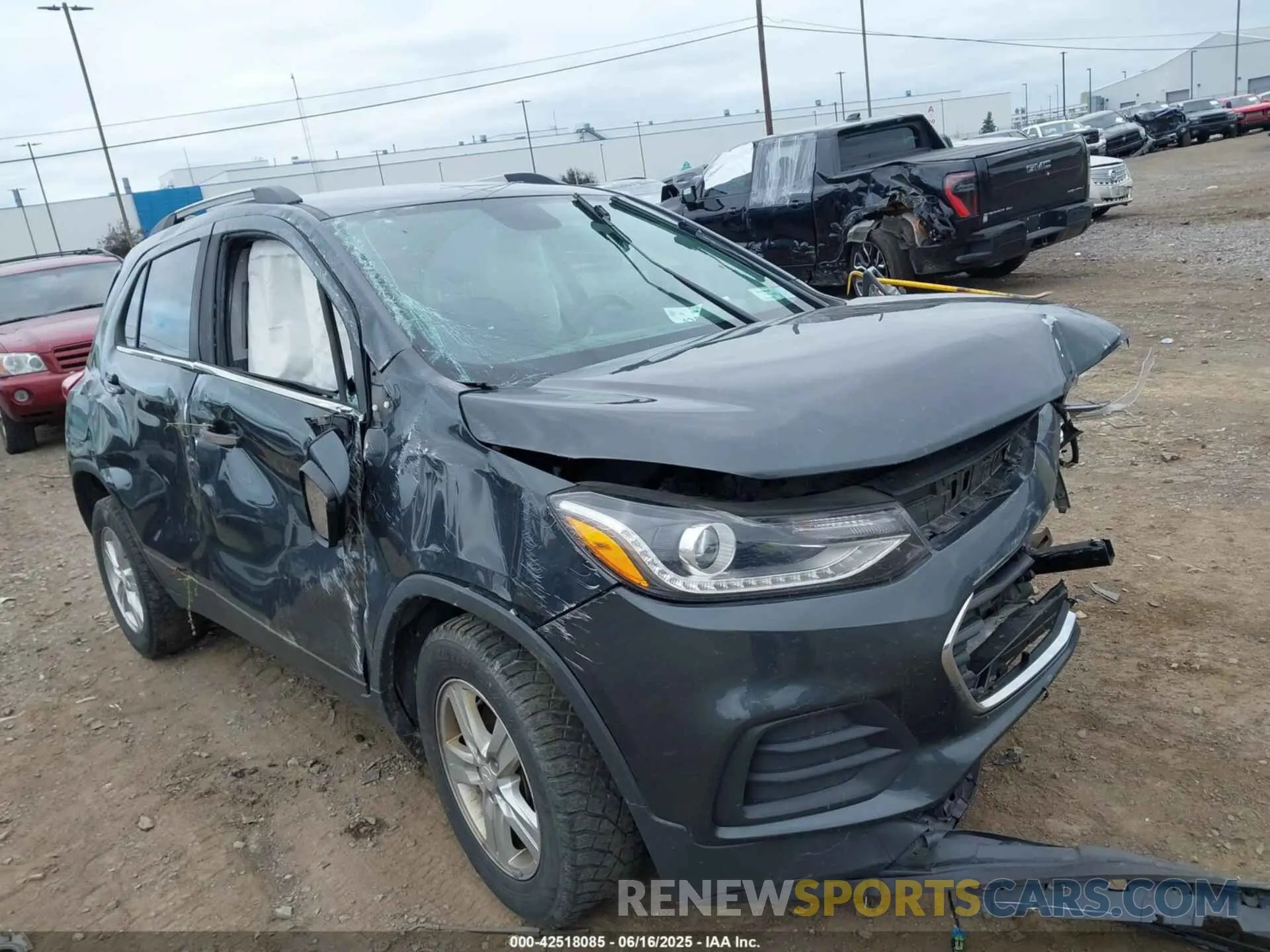 1 fotografías del automóvil dañado 3GNCJLSB8LL203193 CHEVROLET TRAX 2020