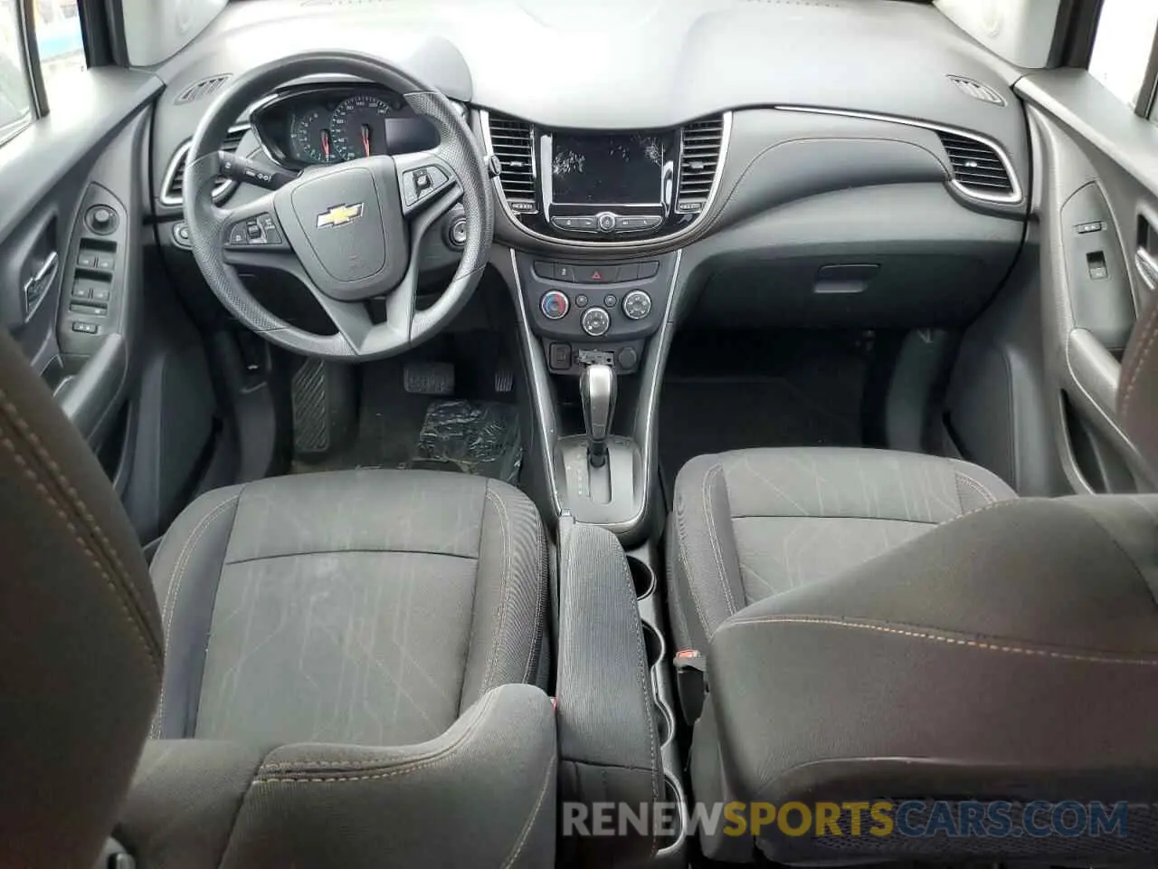 8 fotografías del automóvil dañado 3GNCJLSB8LL261658 CHEVROLET TRAX 2020