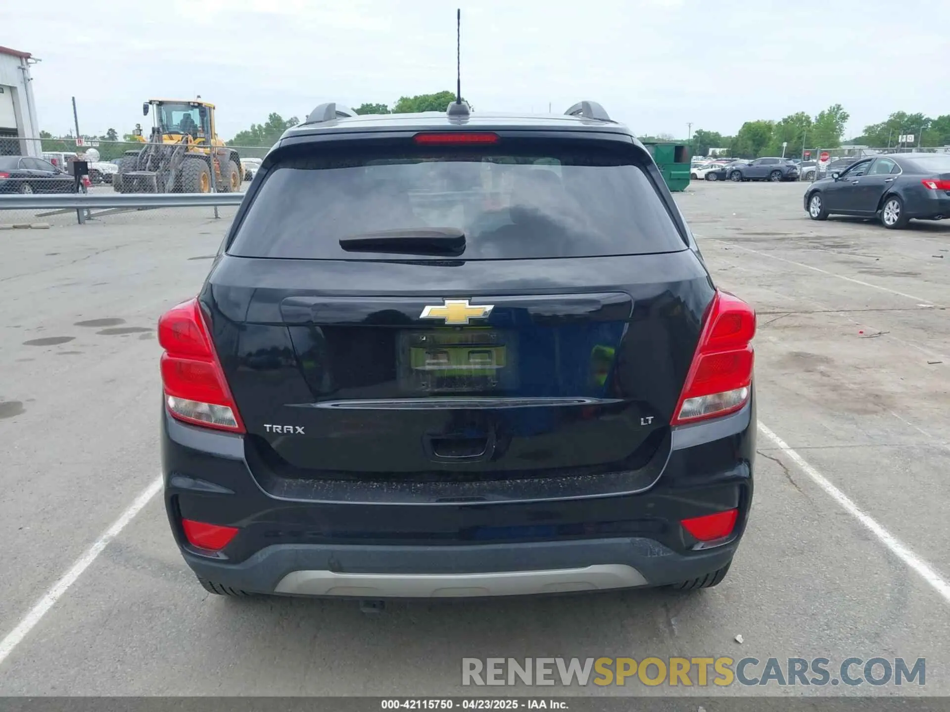 16 fotografías del automóvil dañado 3GNCJLSB8LL333975 CHEVROLET TRAX 2020