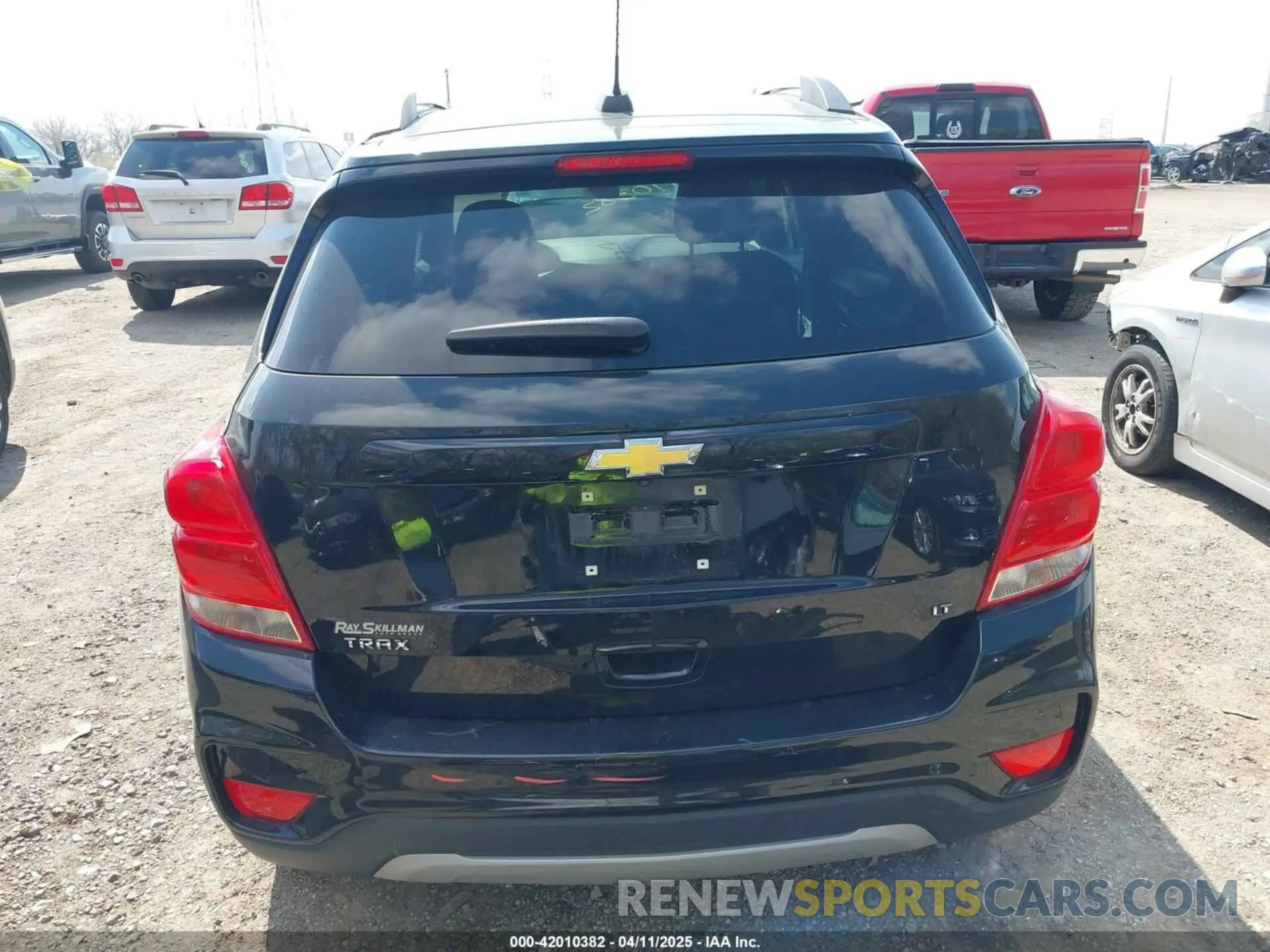 16 fotografías del automóvil dañado 3GNCJLSB9LL226191 CHEVROLET TRAX 2020