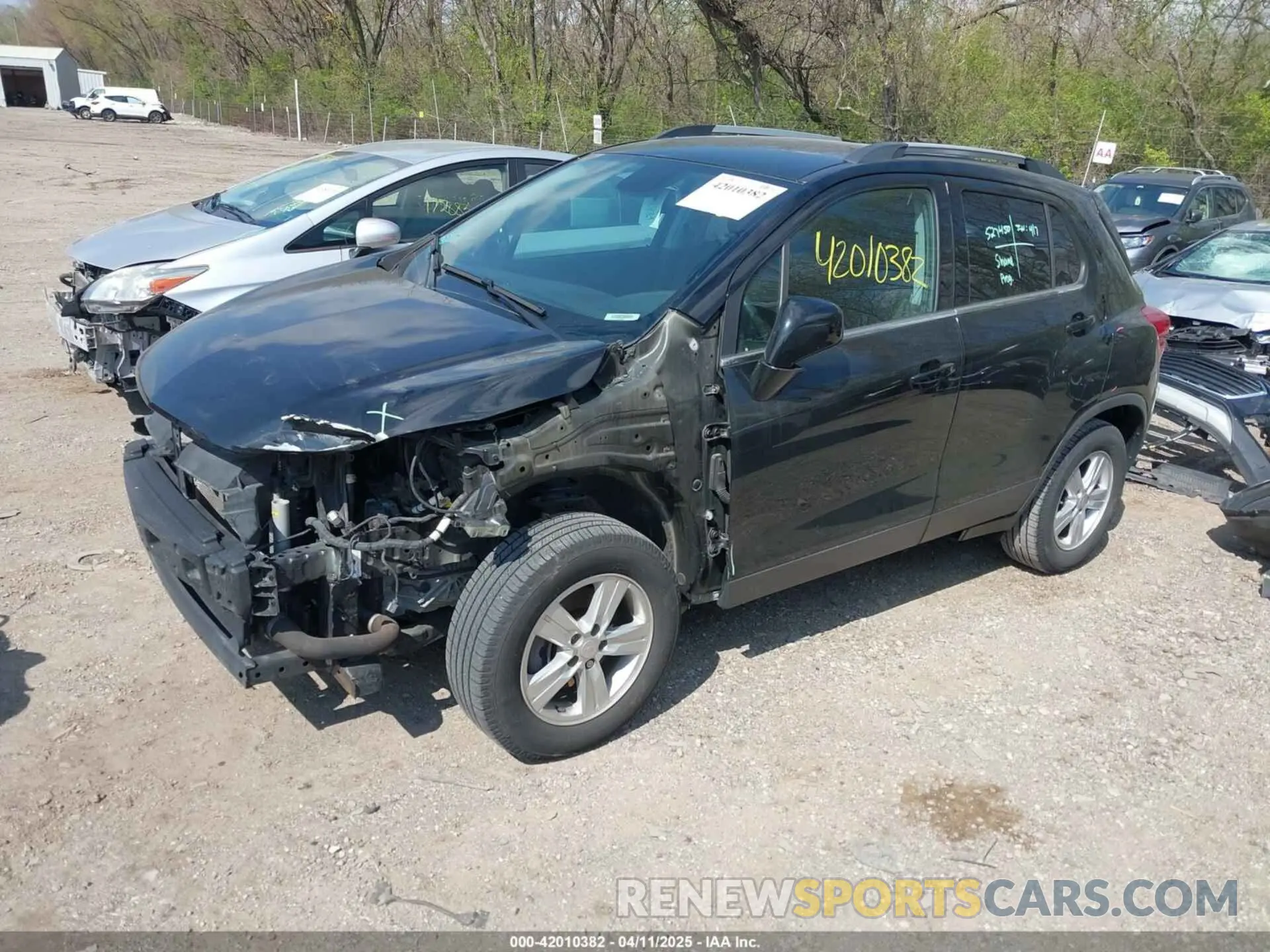 2 fotografías del automóvil dañado 3GNCJLSB9LL226191 CHEVROLET TRAX 2020