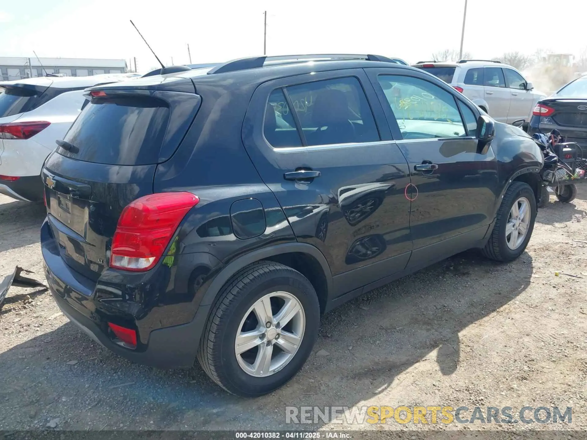 4 fotografías del automóvil dañado 3GNCJLSB9LL226191 CHEVROLET TRAX 2020