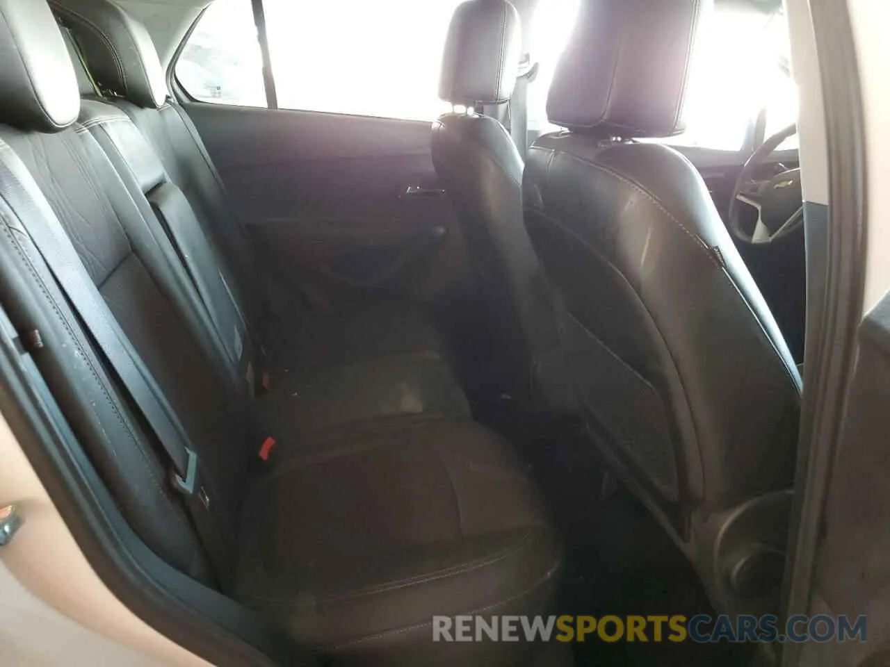 10 fotografías del automóvil dañado 3GNCJLSBXLL283371 CHEVROLET TRAX 2020