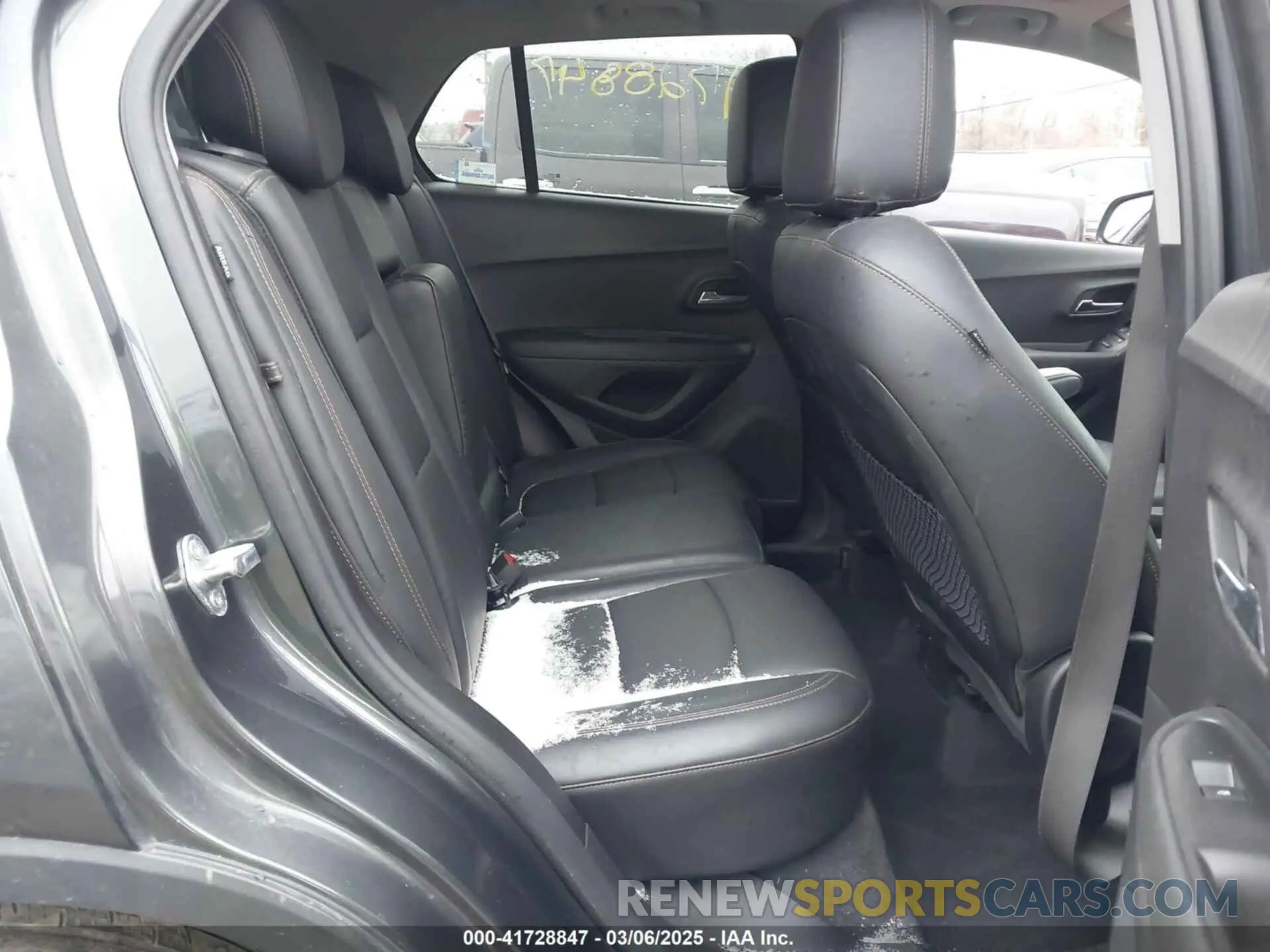 8 fotografías del automóvil dañado 3GNCJMSB5LL165265 CHEVROLET TRAX 2020