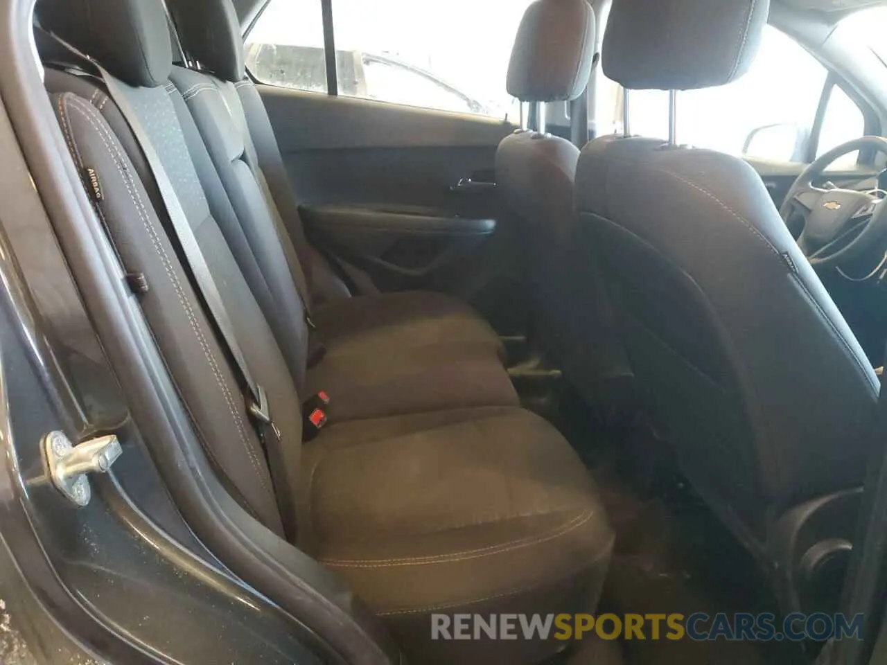 10 fotografías del automóvil dañado 3GNCJNSB0LL214412 CHEVROLET TRAX 2020
