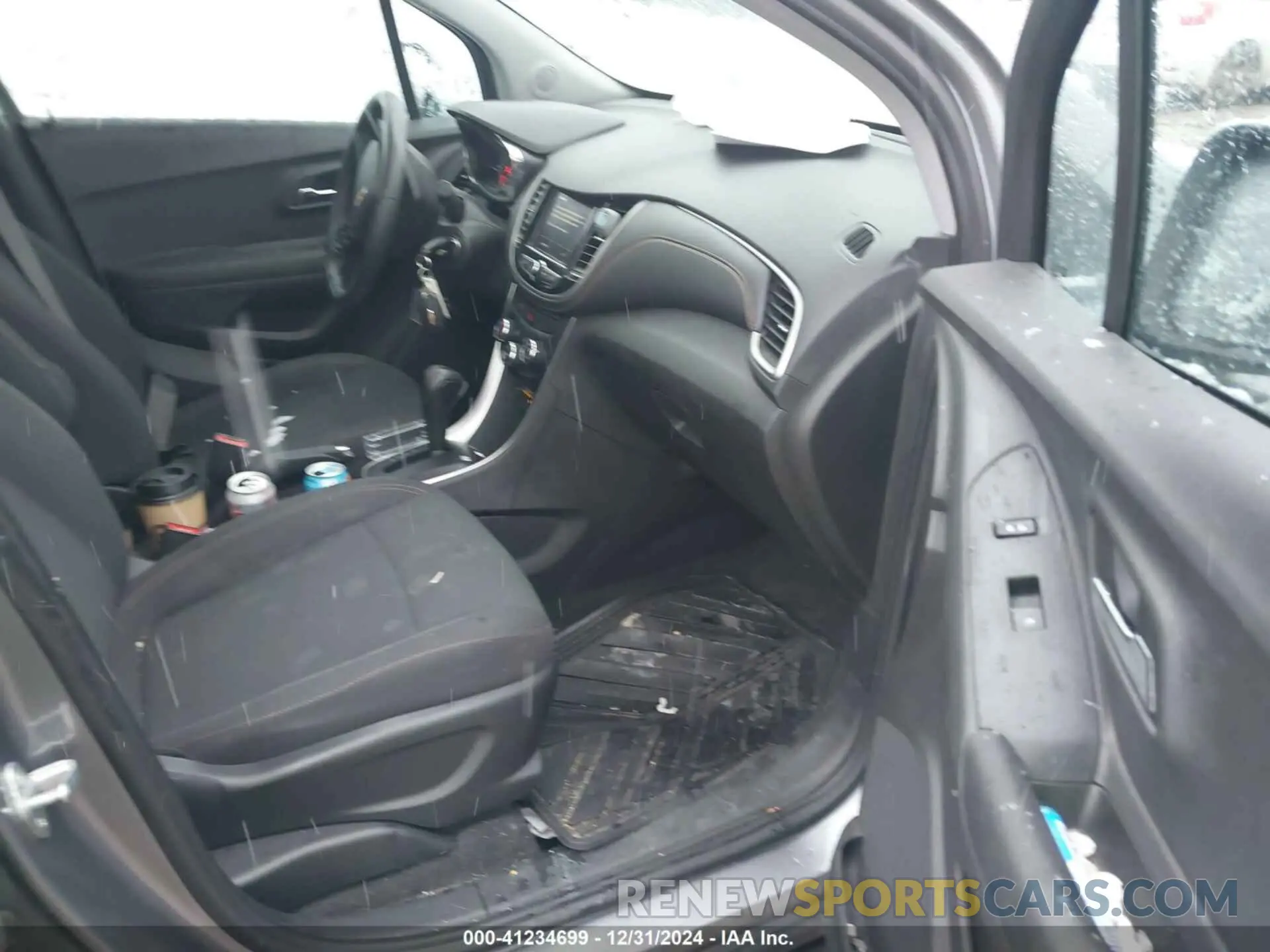 5 fotografías del automóvil dañado 3GNCJNSB0LL314882 CHEVROLET TRAX 2020