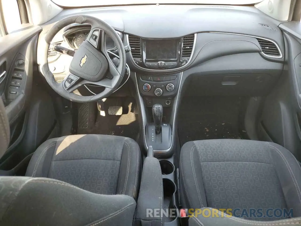 8 fotografías del automóvil dañado 3GNCJNSB3LL168980 CHEVROLET TRAX 2020