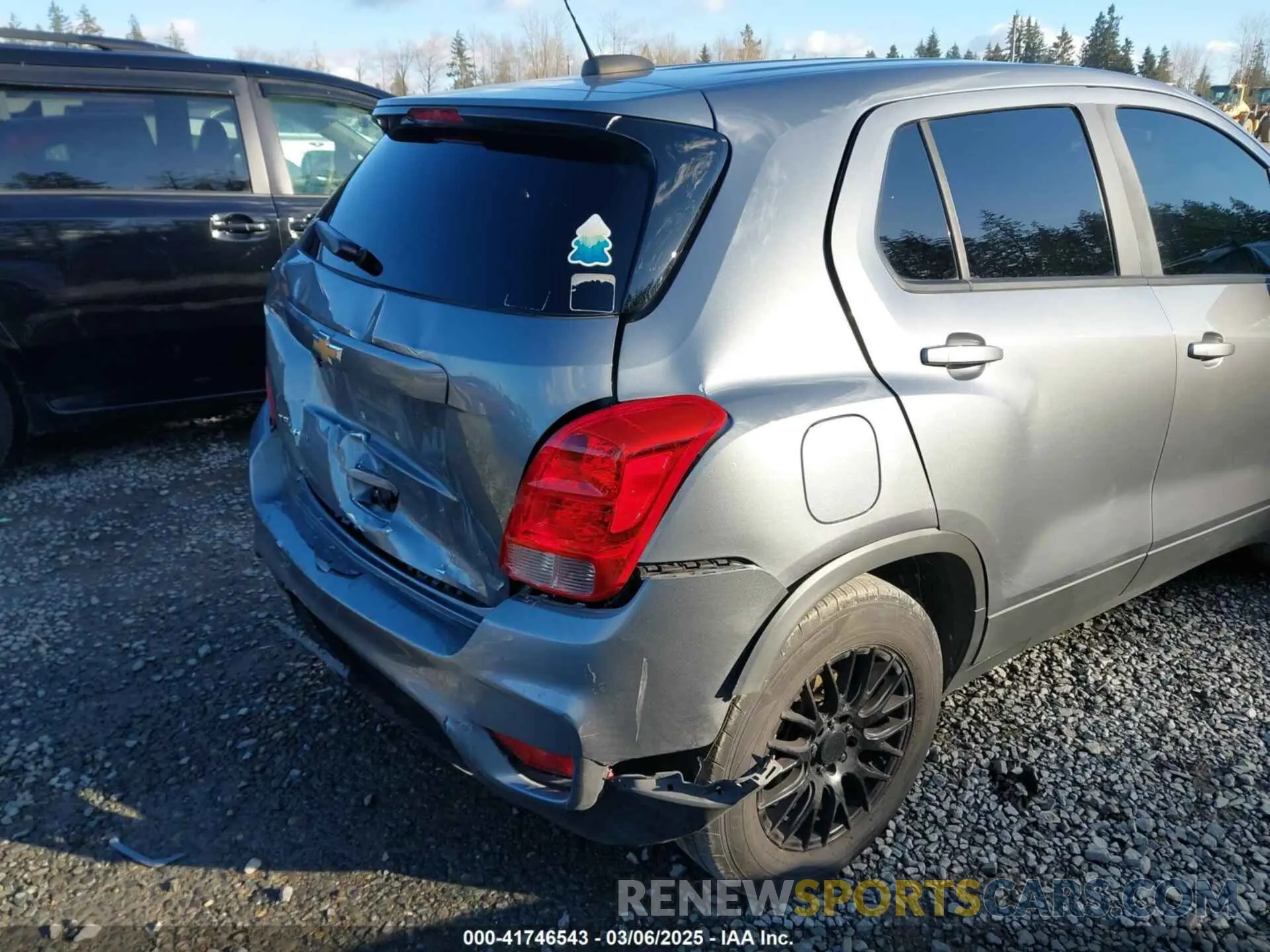 6 fotografías del automóvil dañado 3GNCJNSB4LL176912 CHEVROLET TRAX 2020