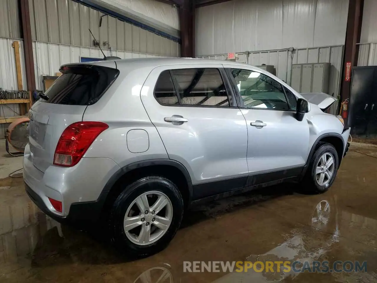 3 fotografías del automóvil dañado 3GNCJNSB6LL136282 CHEVROLET TRAX 2020