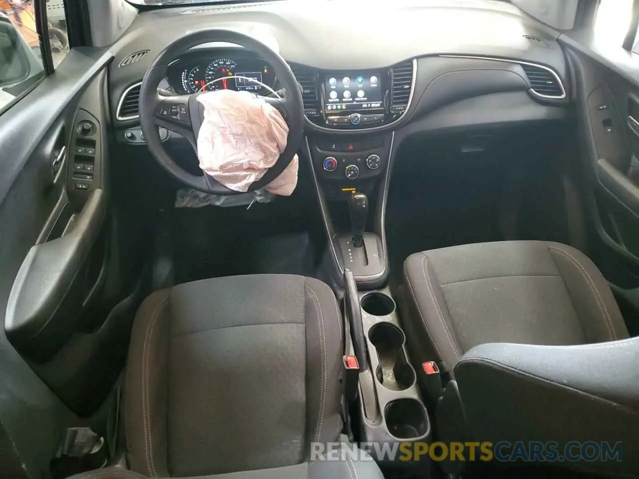 8 fotografías del automóvil dañado 3GNCJNSB6LL136282 CHEVROLET TRAX 2020