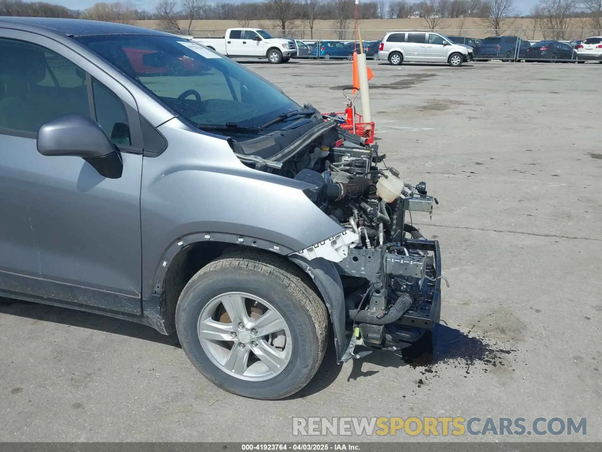 18 fotografías del automóvil dañado 3GNCJNSB6LL208534 CHEVROLET TRAX 2020
