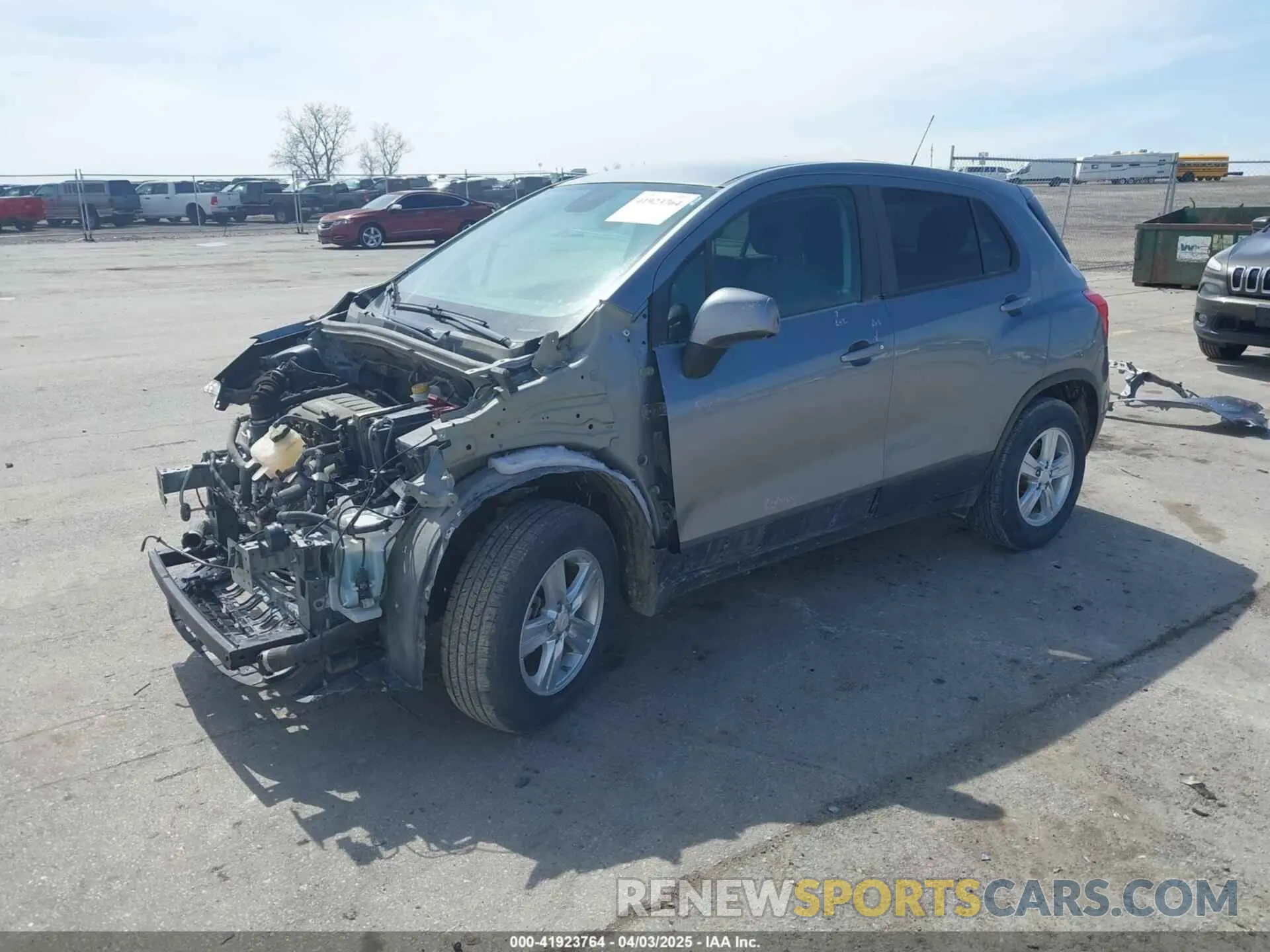 2 fotografías del automóvil dañado 3GNCJNSB6LL208534 CHEVROLET TRAX 2020