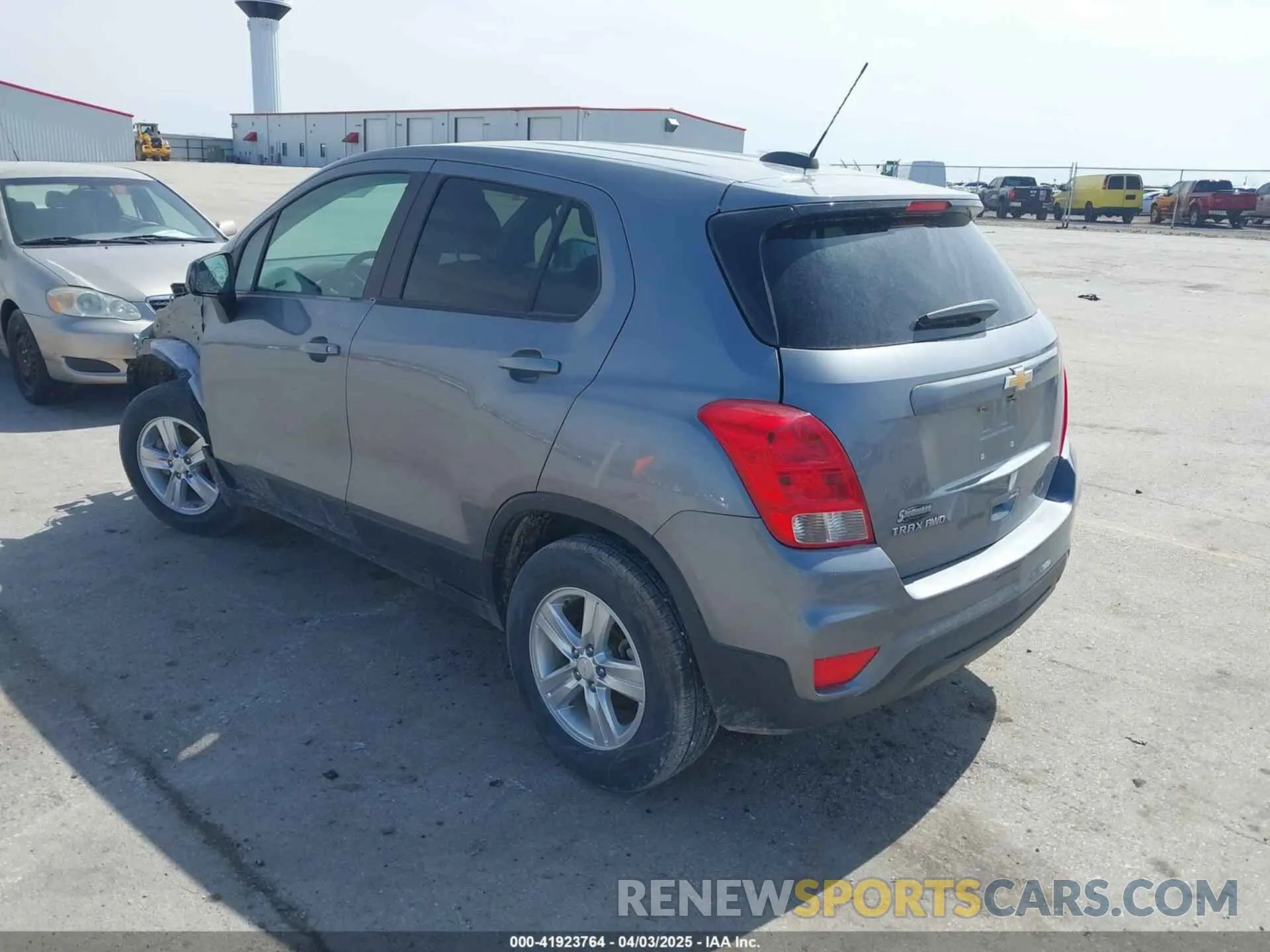 3 fotografías del automóvil dañado 3GNCJNSB6LL208534 CHEVROLET TRAX 2020