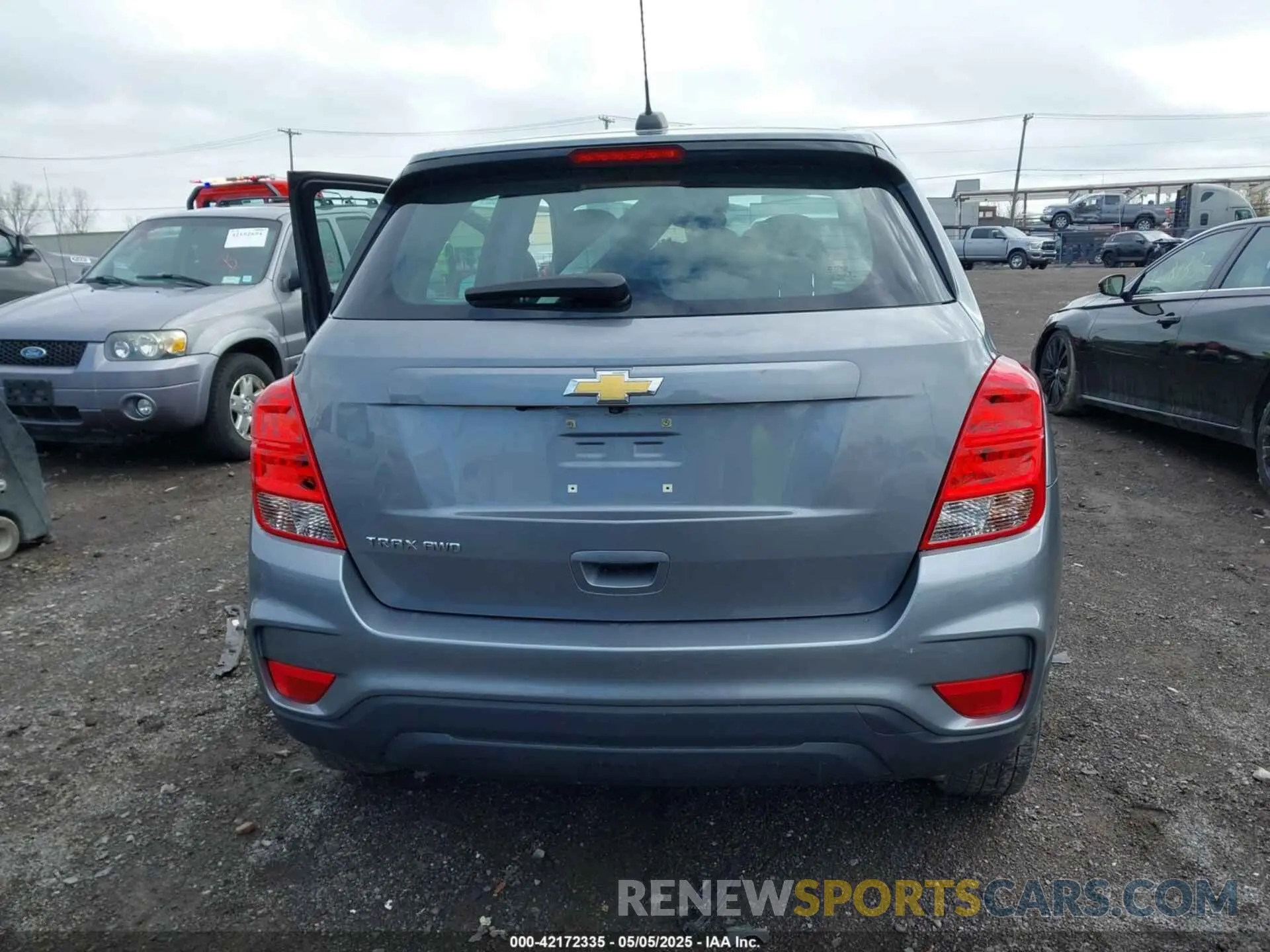 16 fotografías del automóvil dañado 3GNCJNSB7LL169131 CHEVROLET TRAX 2020
