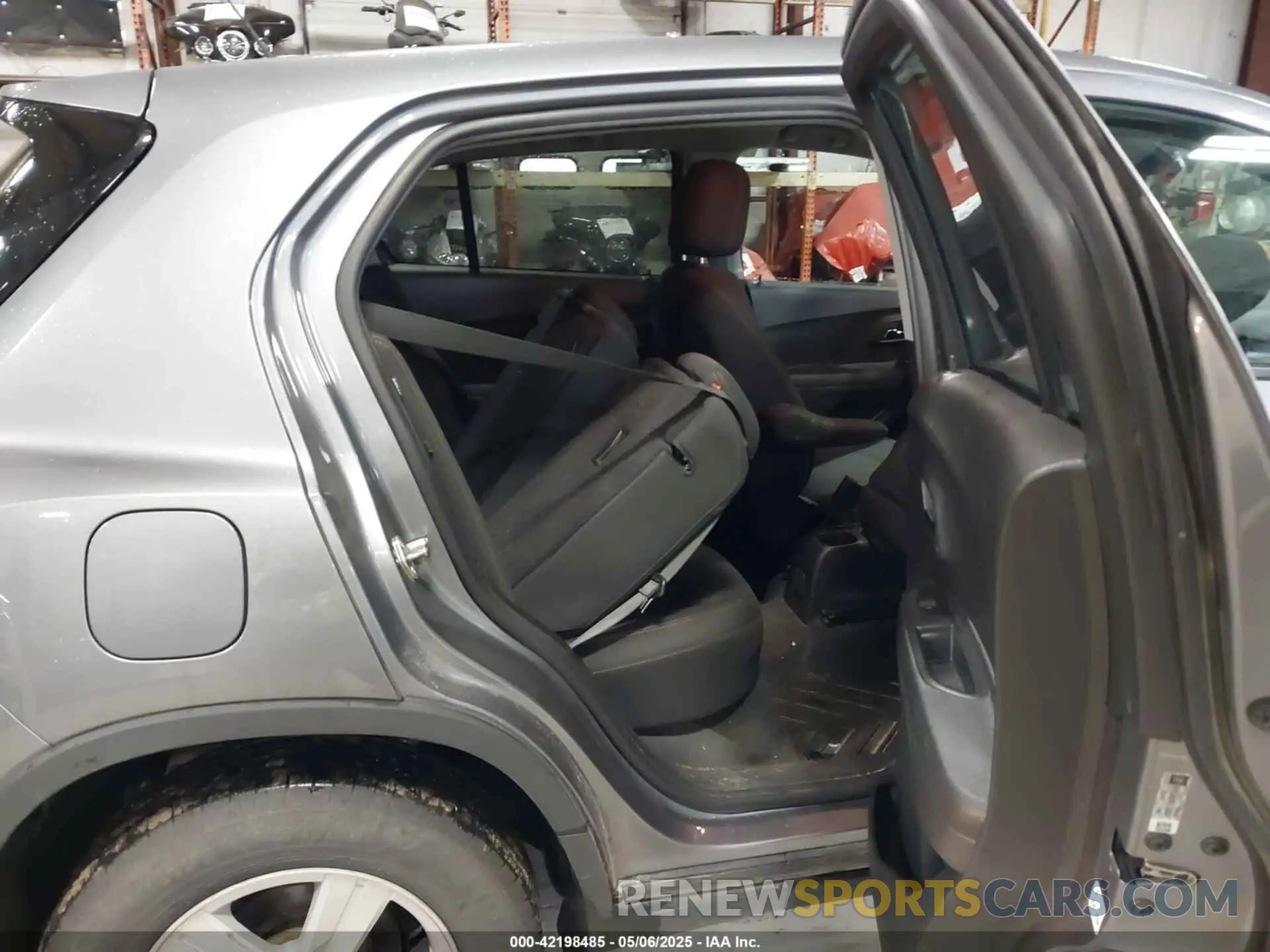 8 fotografías del automóvil dañado 3GNCJNSB8LL183510 CHEVROLET TRAX 2020