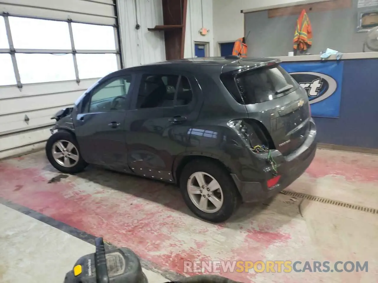 2 fotografías del automóvil dañado 3GNCJNSB8LL248209 CHEVROLET TRAX 2020