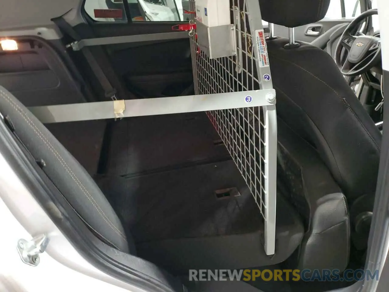 11 fotografías del automóvil dañado 3GNCJPSB0LL262097 CHEVROLET TRAX 2020