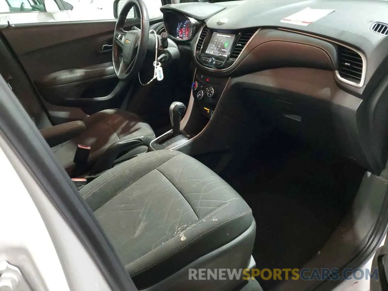 8 fotografías del automóvil dañado 3GNCJPSB0LL262097 CHEVROLET TRAX 2020