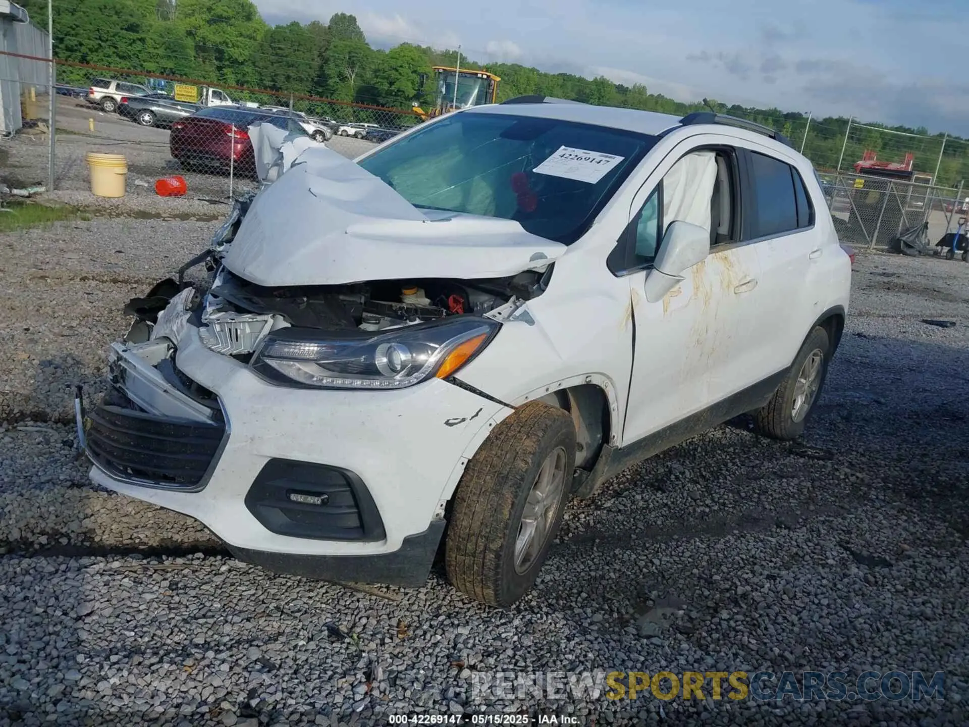 2 fotografías del automóvil dañado 3GNCJPSB2LL266586 CHEVROLET TRAX 2020