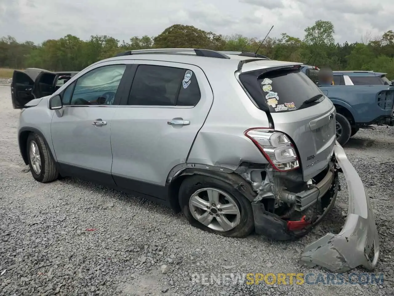 2 fotografías del automóvil dañado 3GNCJPSB3LL282666 CHEVROLET TRAX 2020