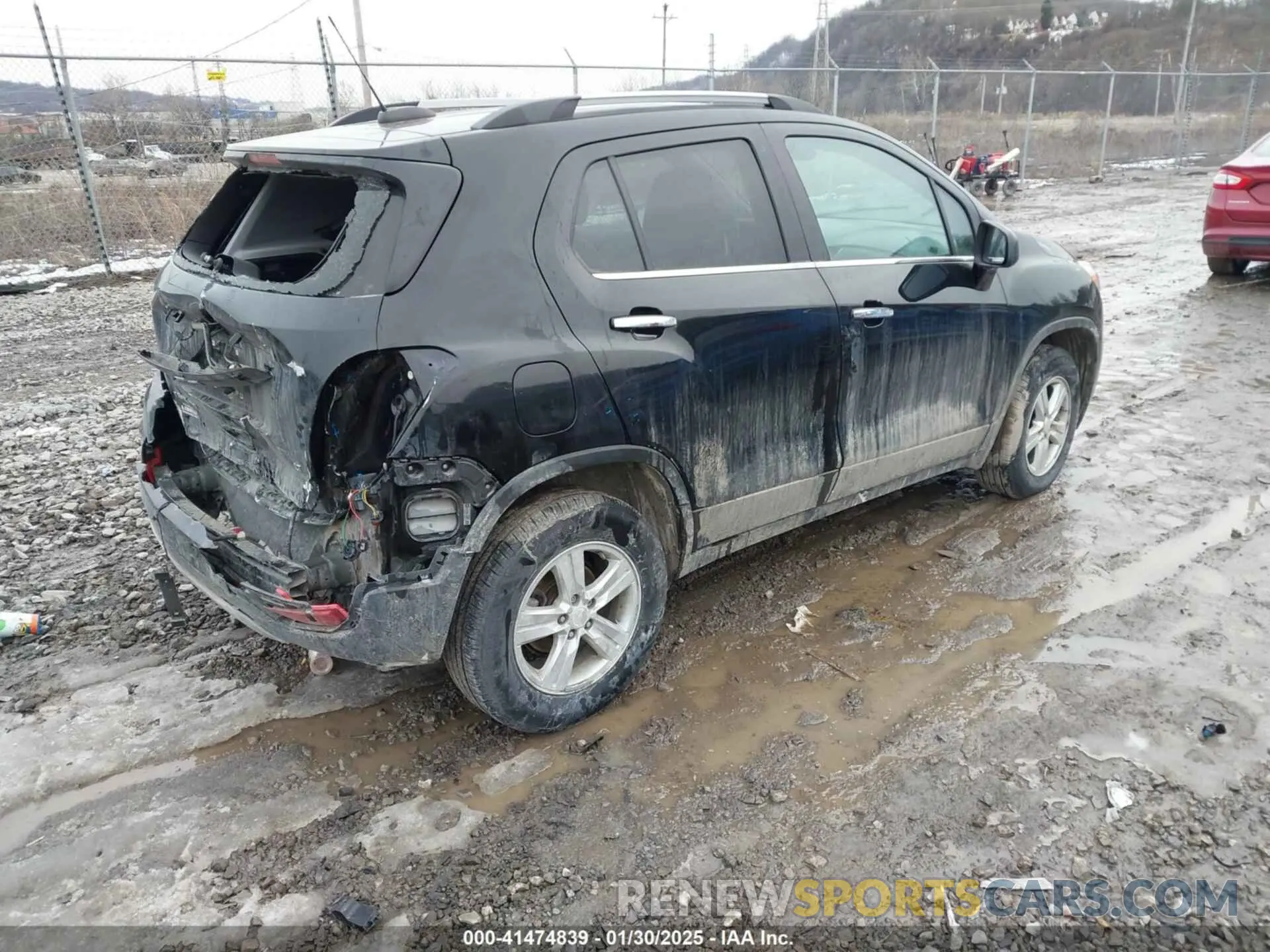 4 fotografías del automóvil dañado 3GNCJPSB3LL334300 CHEVROLET TRAX 2020