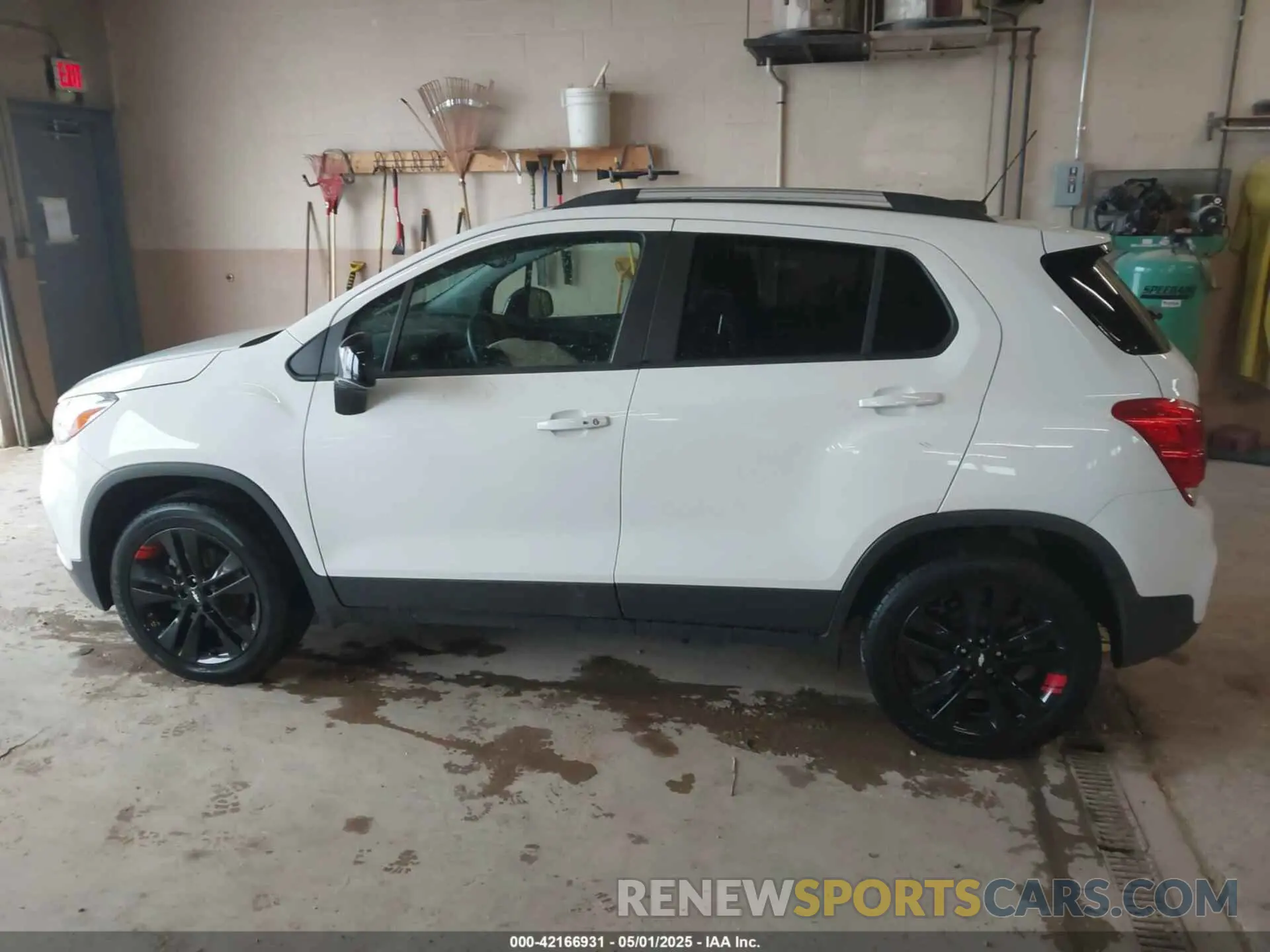 14 fotografías del automóvil dañado 3GNCJPSB6LL221389 CHEVROLET TRAX 2020