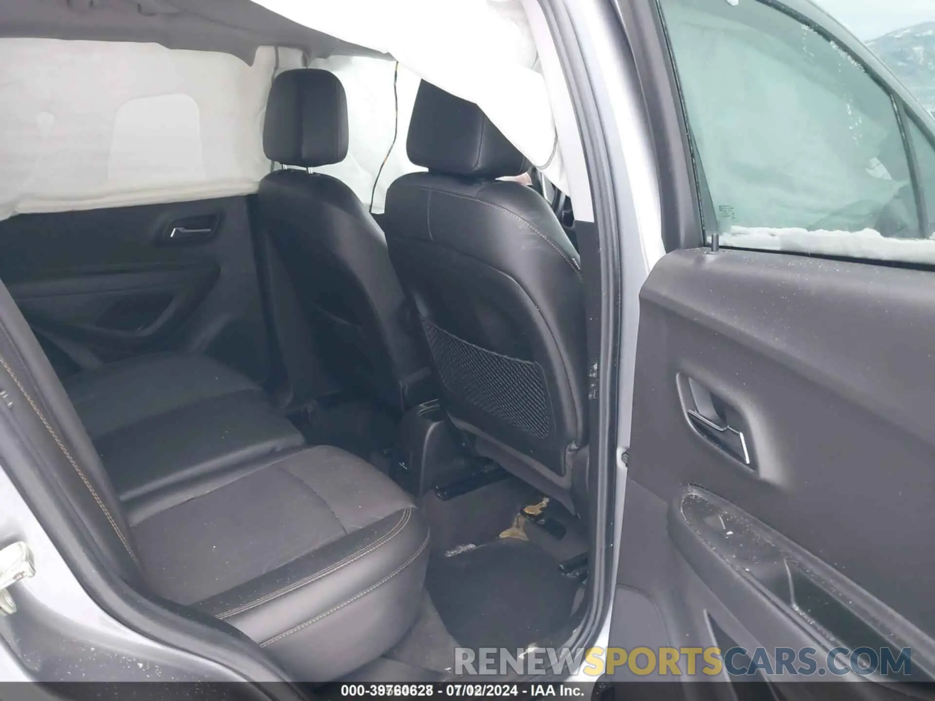 8 fotografías del automóvil dañado 3GNCJPSB7LL156052 CHEVROLET TRAX 2020
