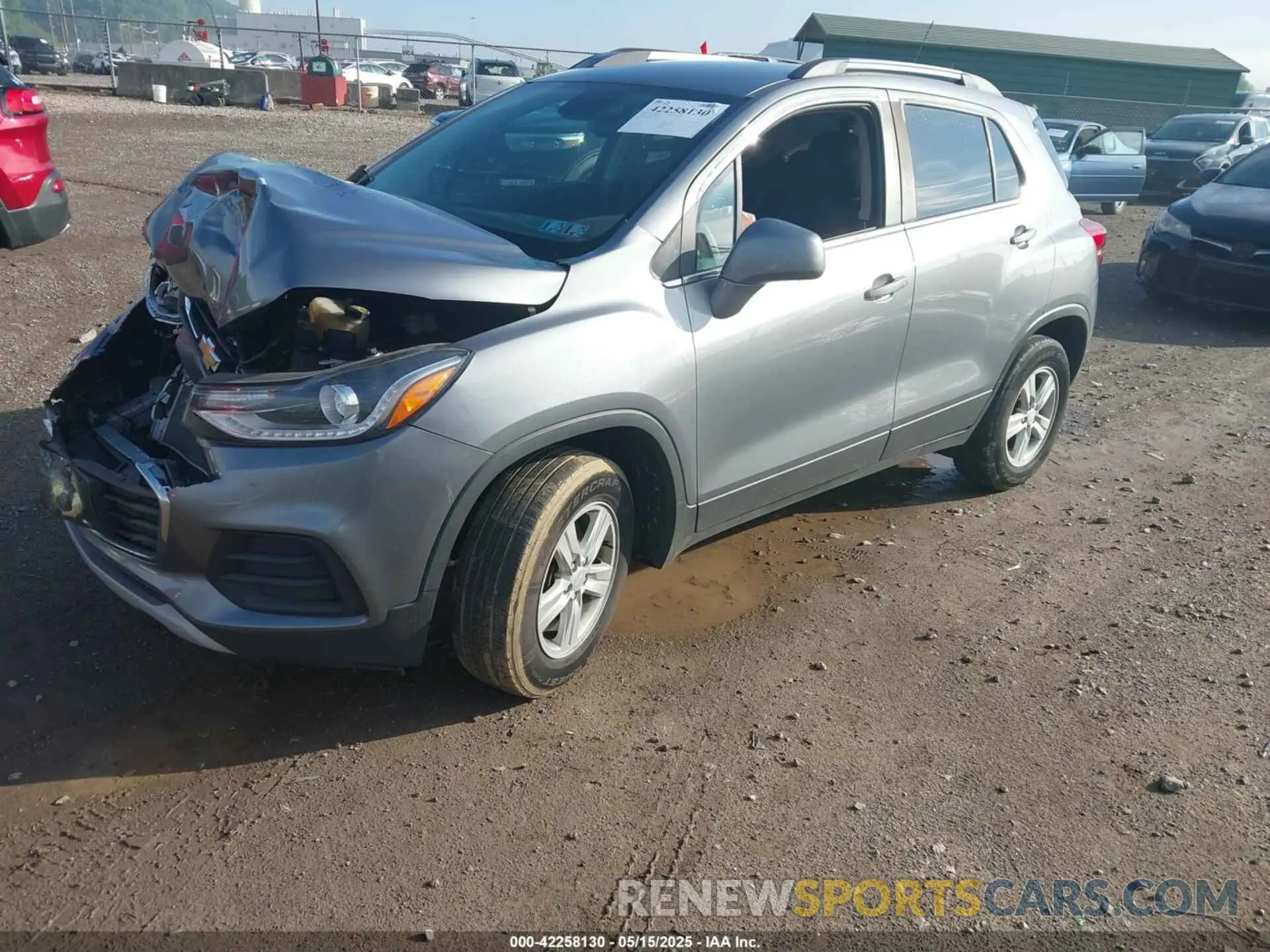 2 fotografías del automóvil dañado 3GNCJPSB7LL323025 CHEVROLET TRAX 2020