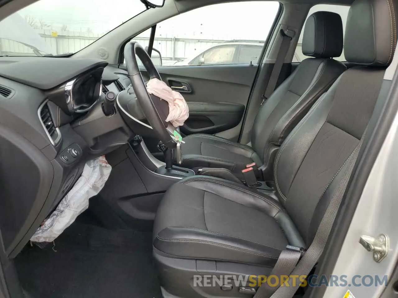 7 fotografías del automóvil dañado 3GNCJPSB8LL144217 CHEVROLET TRAX 2020