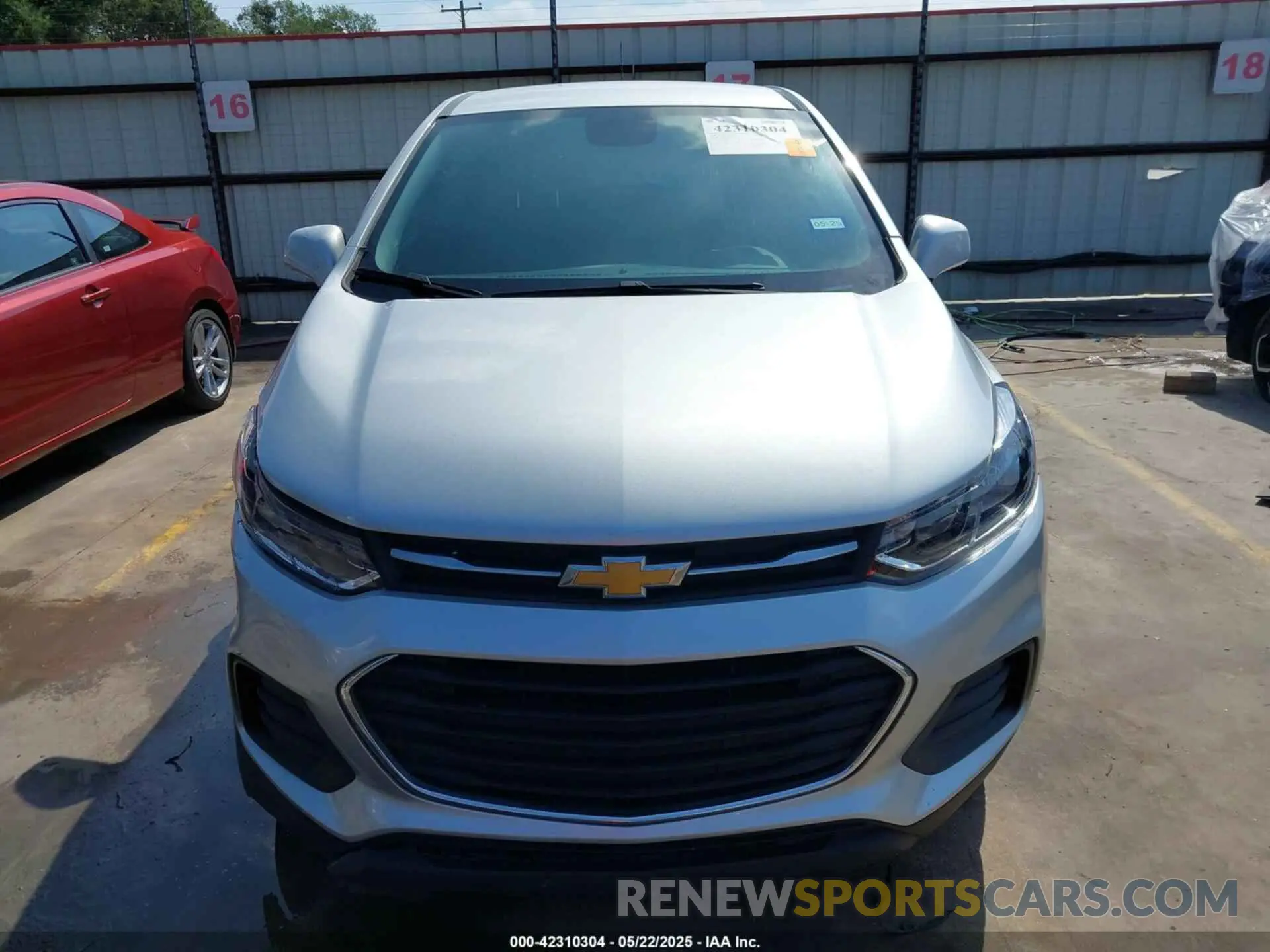 12 fotografías del automóvil dañado KL7CJKSB1LB039707 CHEVROLET TRAX 2020