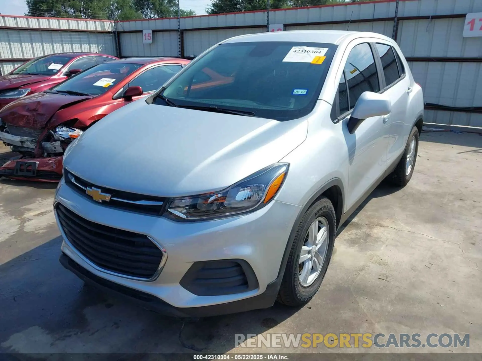 2 fotografías del automóvil dañado KL7CJKSB1LB039707 CHEVROLET TRAX 2020