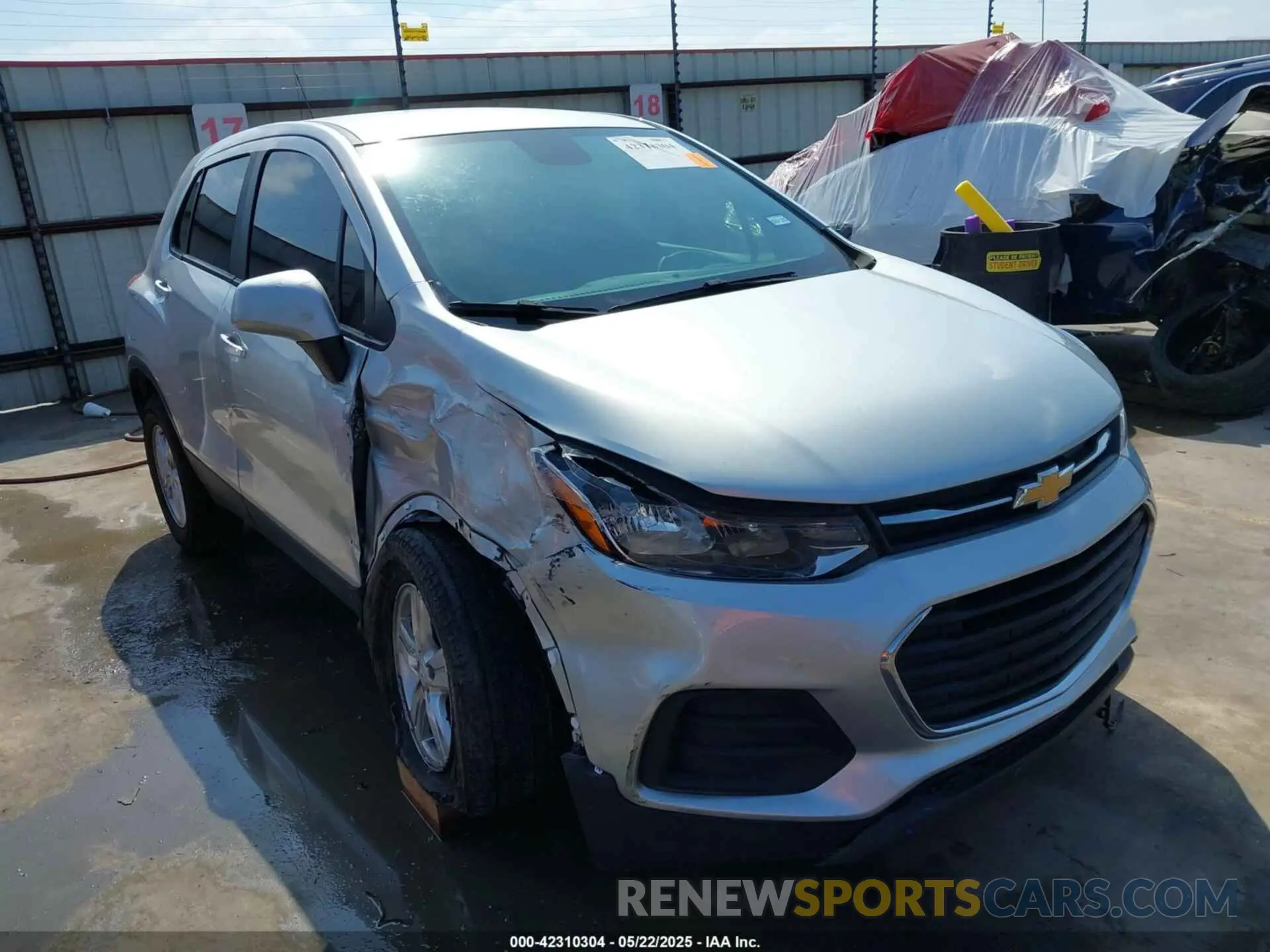 6 fotografías del automóvil dañado KL7CJKSB1LB039707 CHEVROLET TRAX 2020