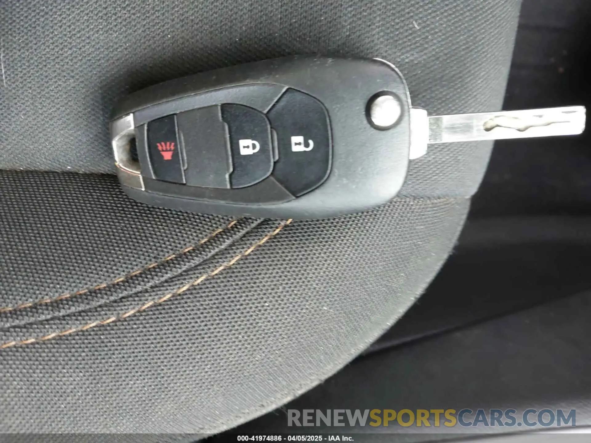 11 fotografías del automóvil dañado KL7CJKSB2LB065409 CHEVROLET TRAX 2020