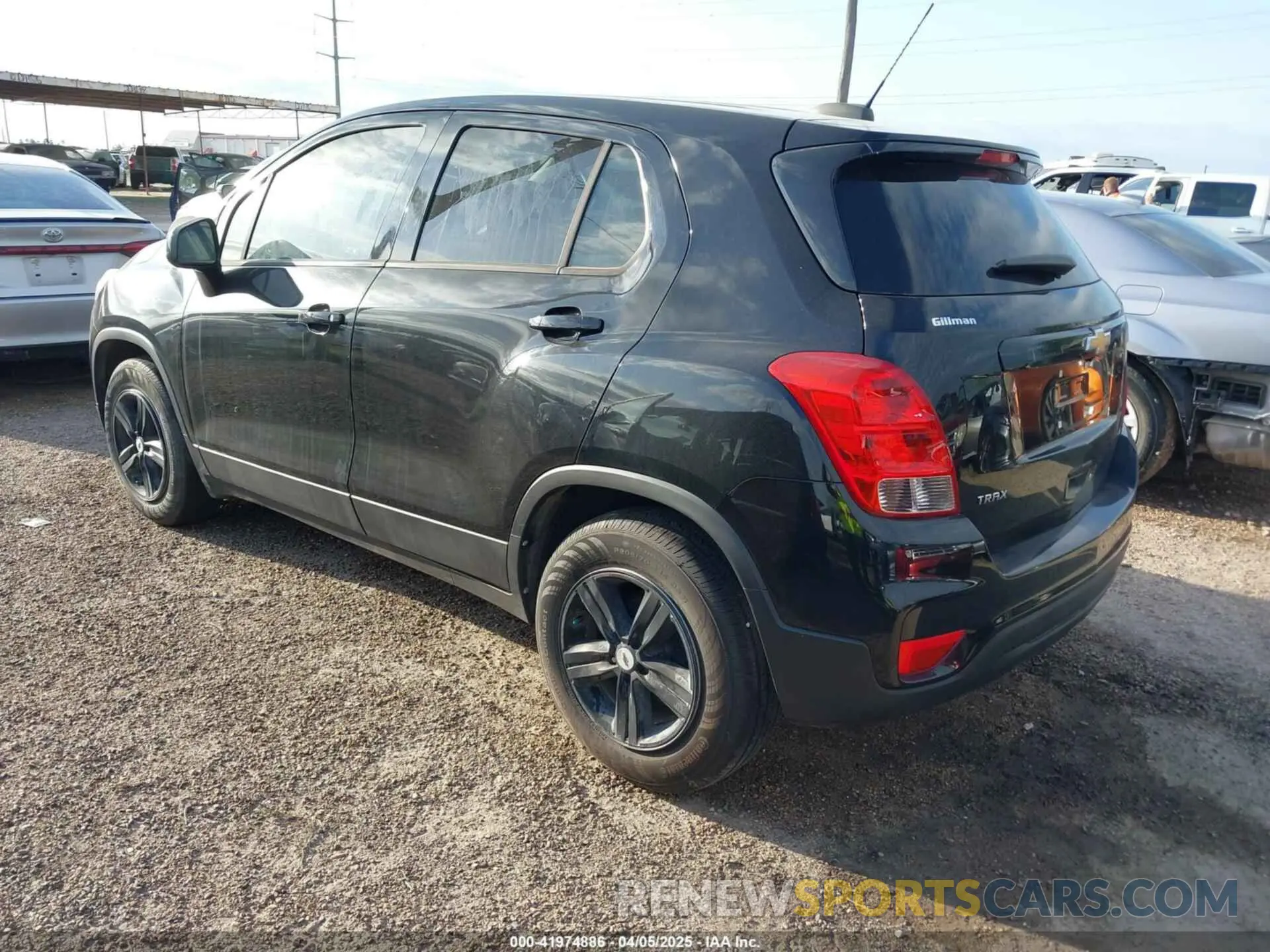 3 fotografías del automóvil dañado KL7CJKSB2LB065409 CHEVROLET TRAX 2020