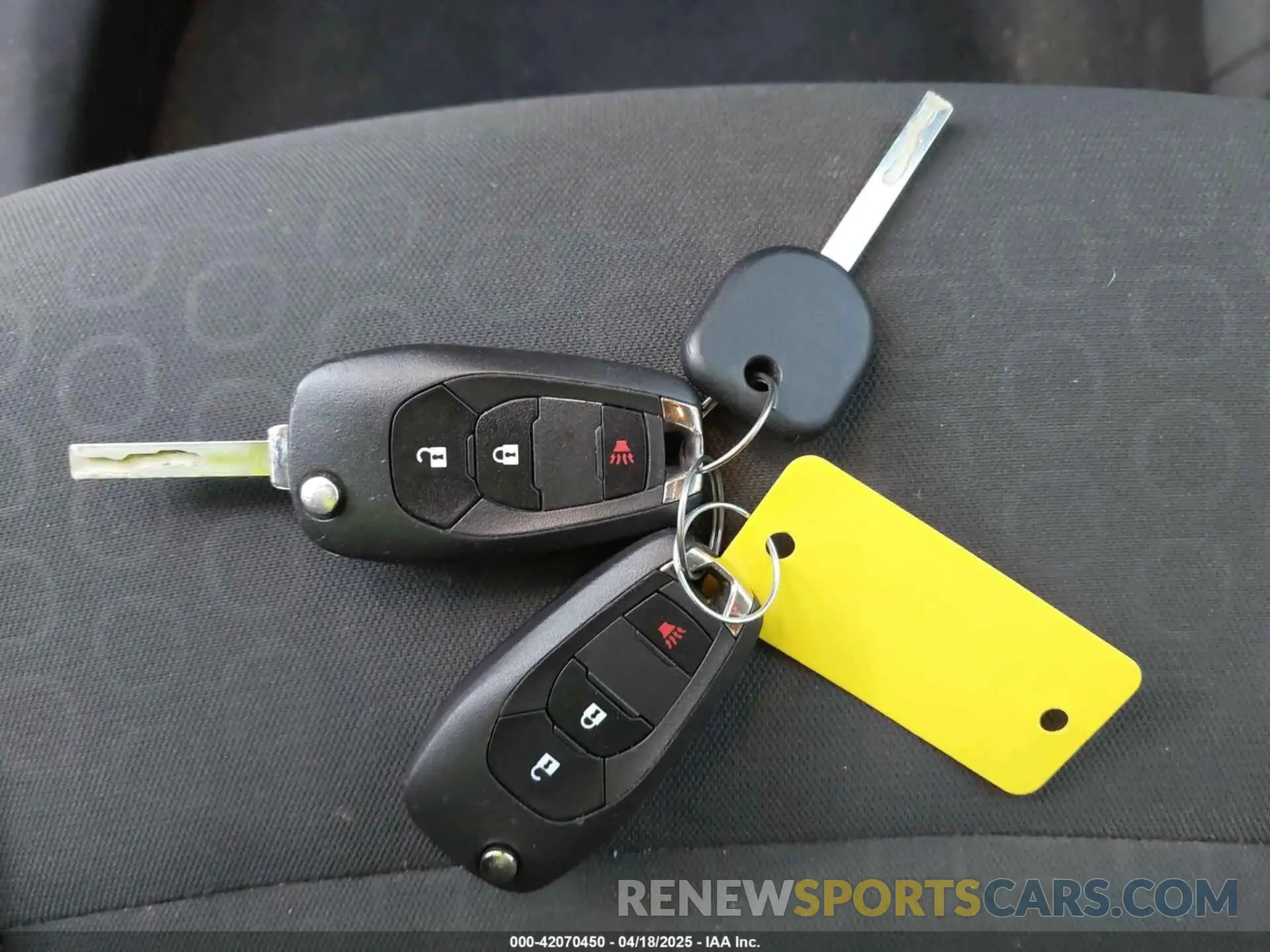 11 fotografías del automóvil dañado KL7CJKSB2LB316543 CHEVROLET TRAX 2020