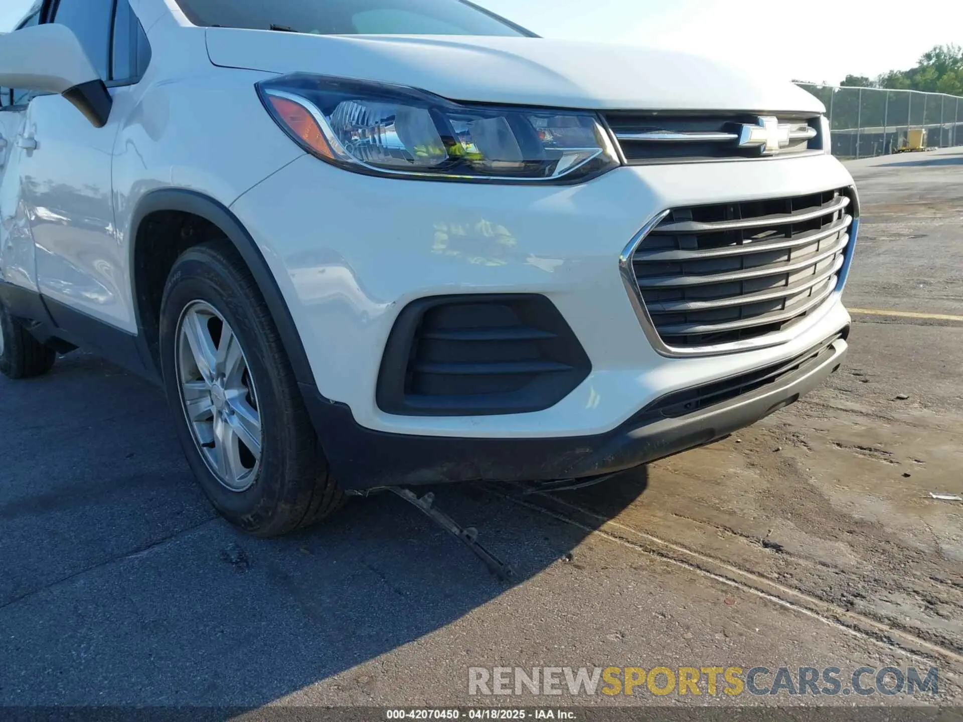 6 fotografías del automóvil dañado KL7CJKSB2LB316543 CHEVROLET TRAX 2020