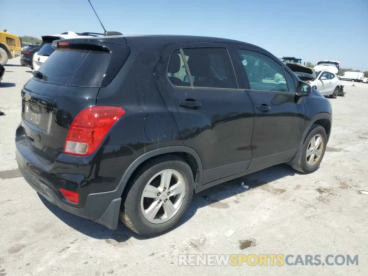 3 fotografías del automóvil dañado KL7CJKSB2LB318230 CHEVROLET TRAX 2020