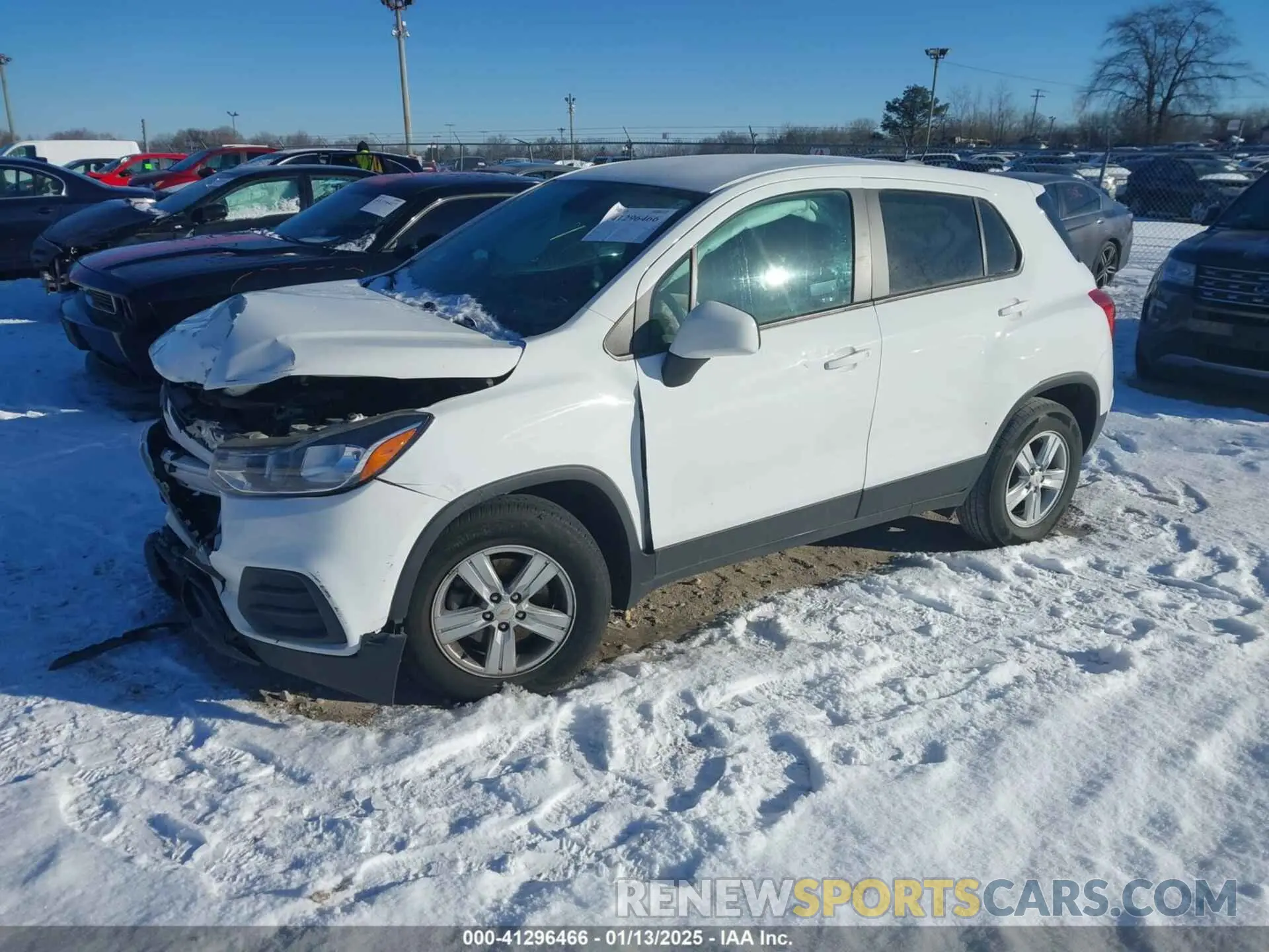 2 fotografías del automóvil dañado KL7CJKSB2LB327588 CHEVROLET TRAX 2020