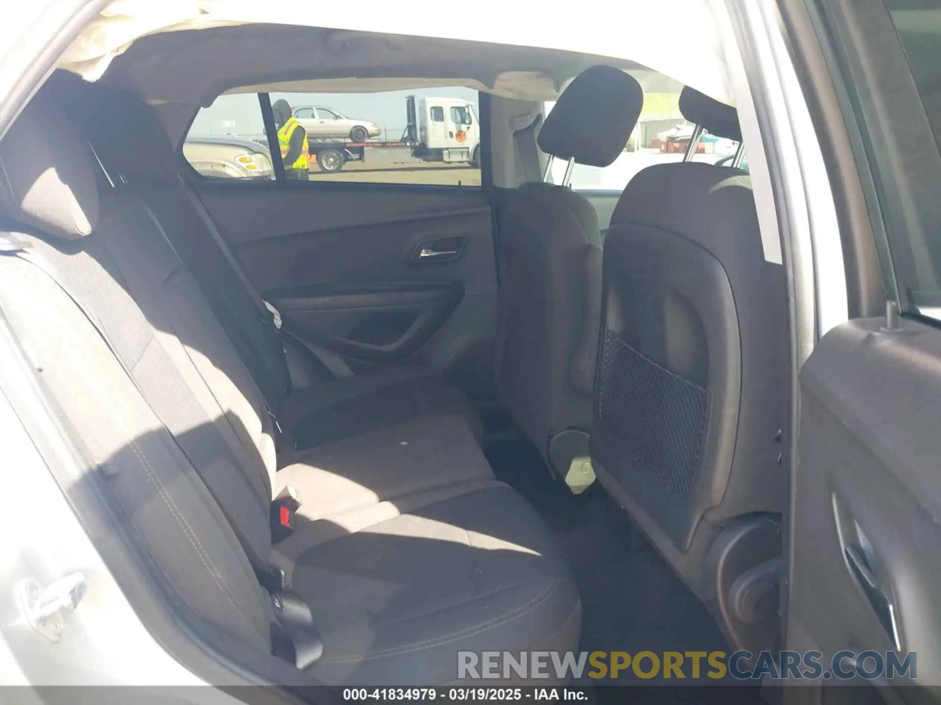 8 fotografías del automóvil dañado KL7CJKSB3LB022004 CHEVROLET TRAX 2020
