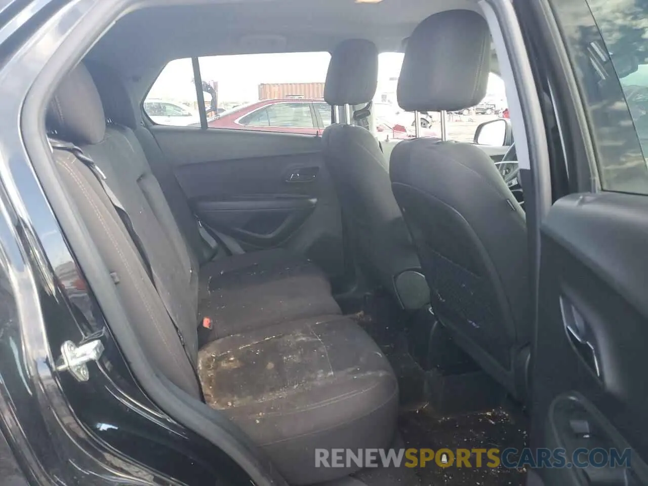 11 fotografías del automóvil dañado KL7CJKSB3LB031897 CHEVROLET TRAX 2020