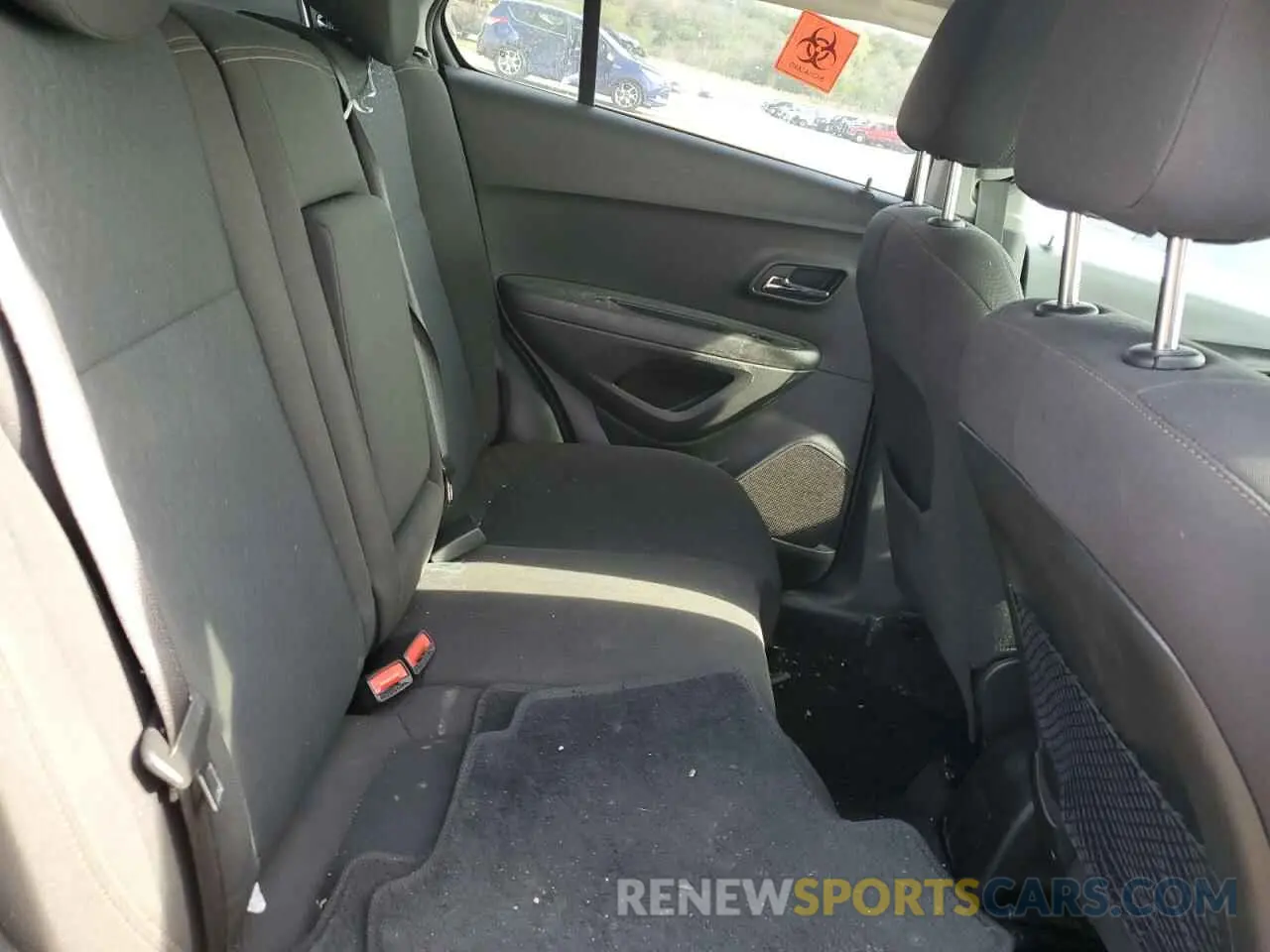 11 fotografías del automóvil dañado KL7CJKSB3LB318270 CHEVROLET TRAX 2020