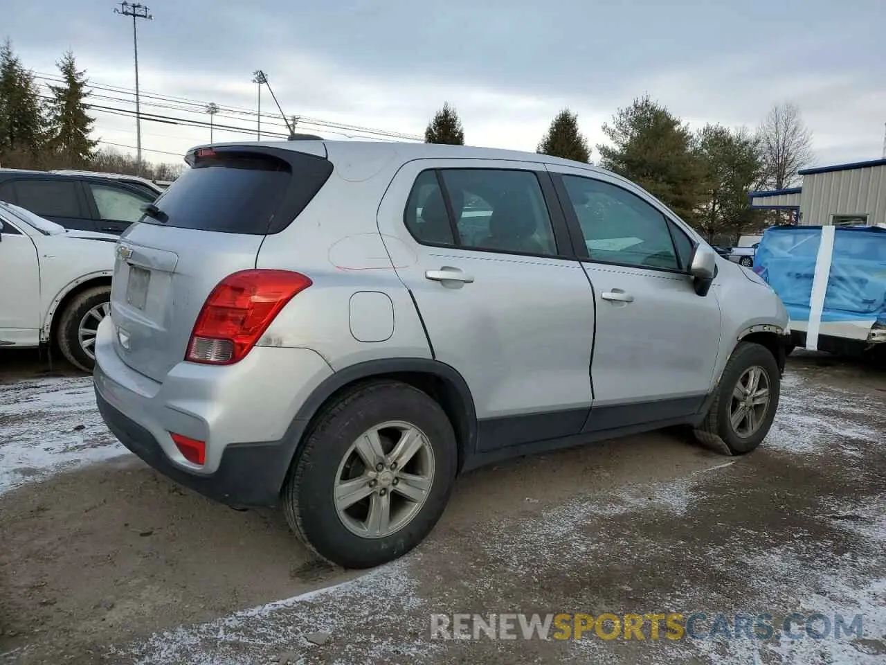 3 fotografías del automóvil dañado KL7CJKSB3LB321170 CHEVROLET TRAX 2020