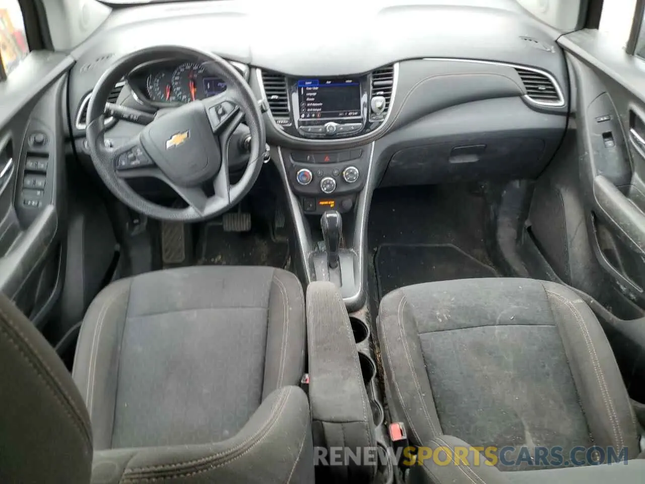8 fotografías del automóvil dañado KL7CJKSB4LB047591 CHEVROLET TRAX 2020