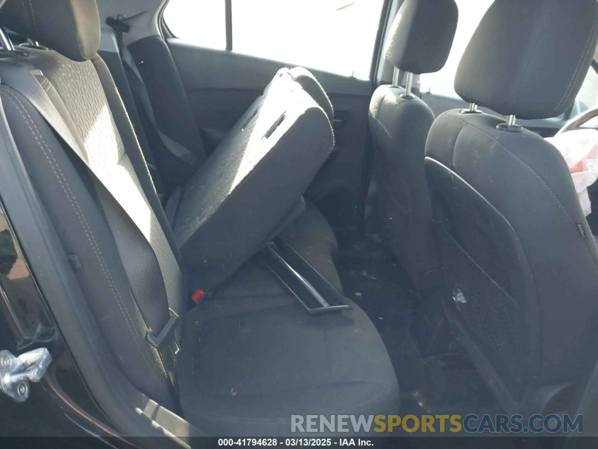 8 fotografías del automóvil dañado KL7CJKSB4LB064469 CHEVROLET TRAX 2020