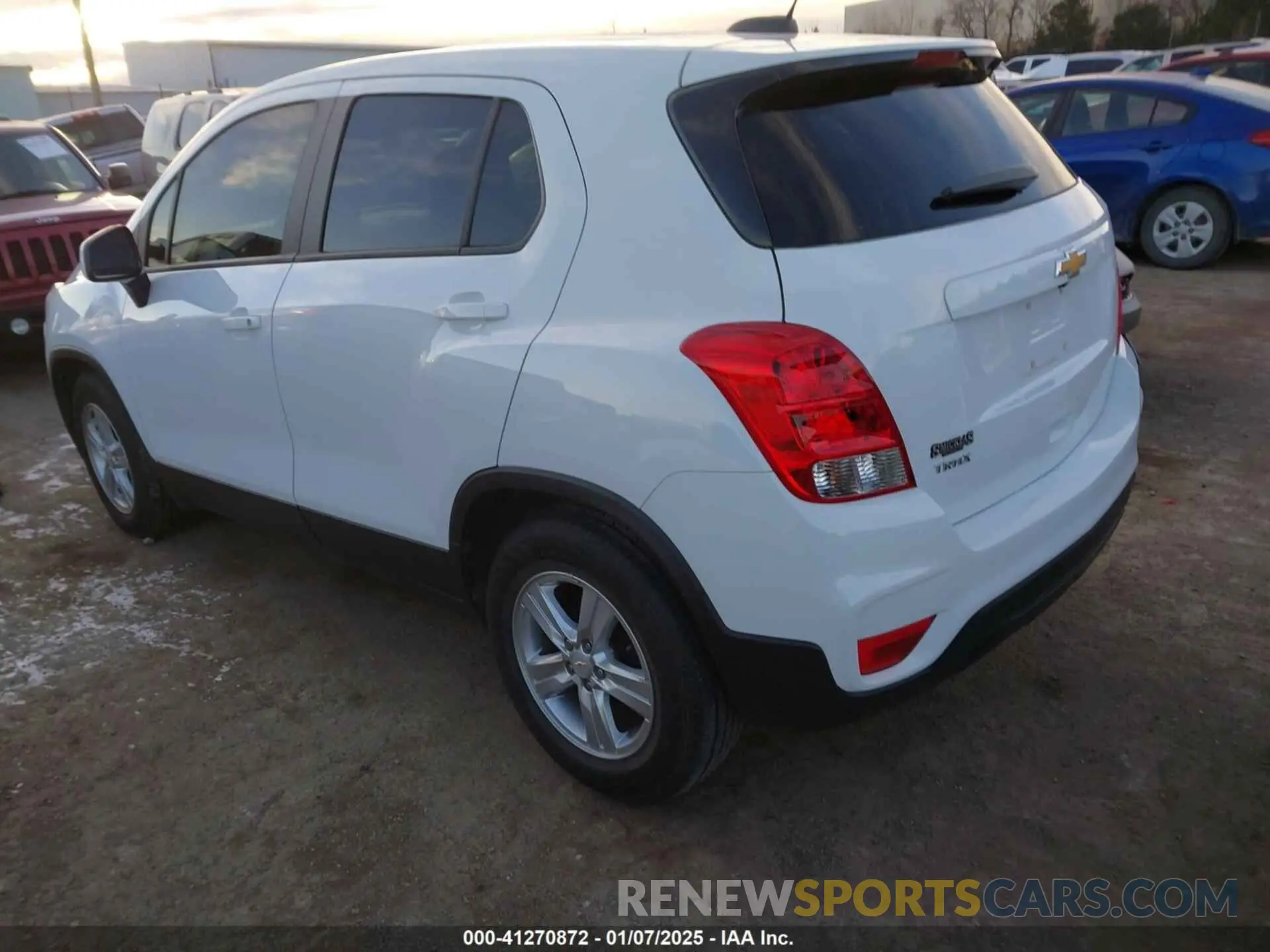 3 fotografías del automóvil dañado KL7CJKSB4LB314793 CHEVROLET TRAX 2020