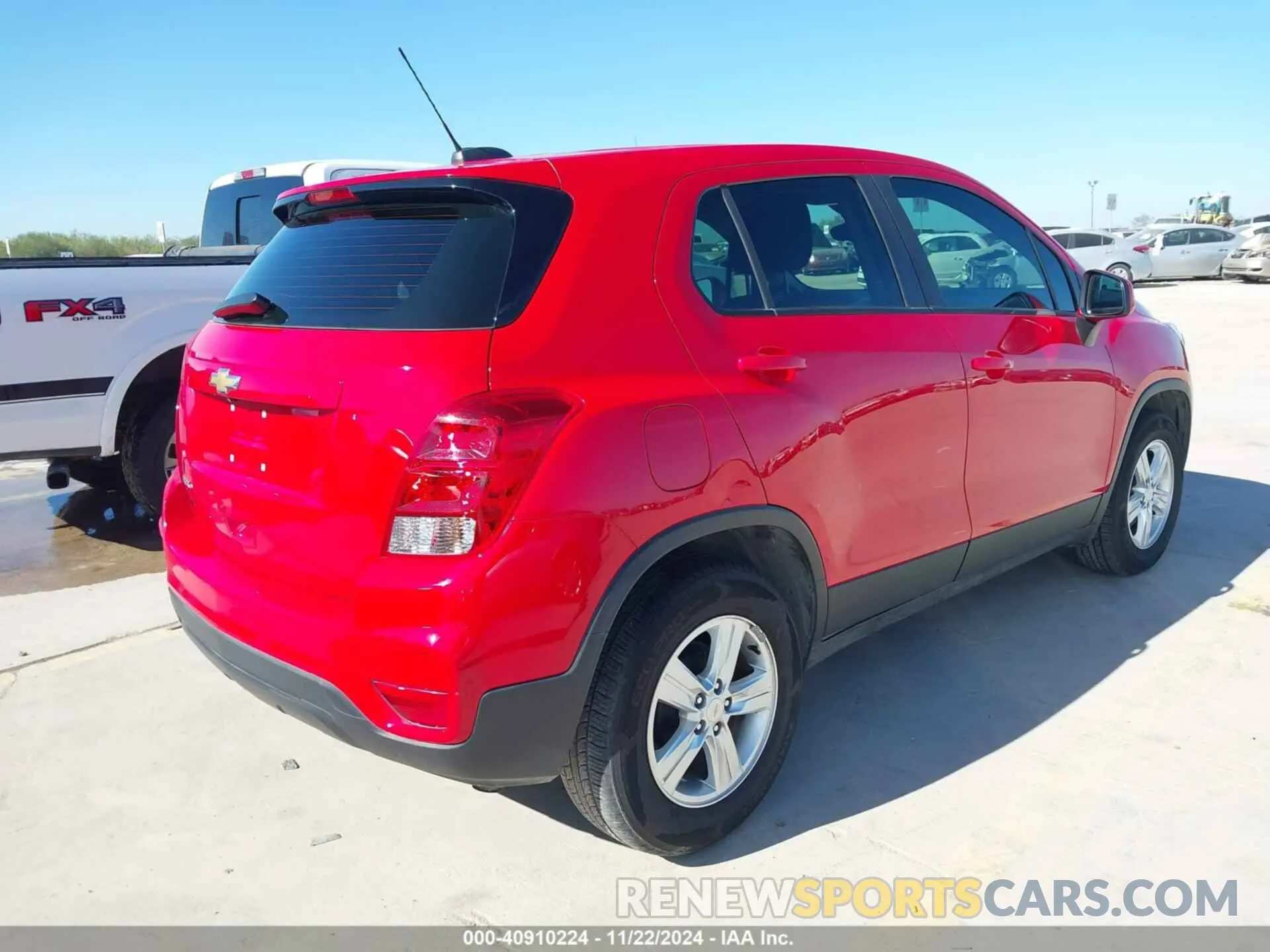 4 fotografías del automóvil dañado KL7CJKSB4LB343226 CHEVROLET TRAX 2020