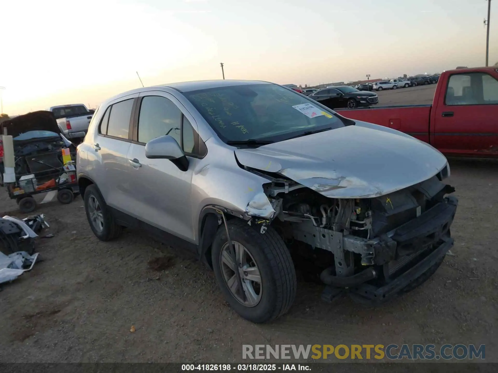 14 fotografías del automóvil dañado KL7CJKSB5LB021260 CHEVROLET TRAX 2020