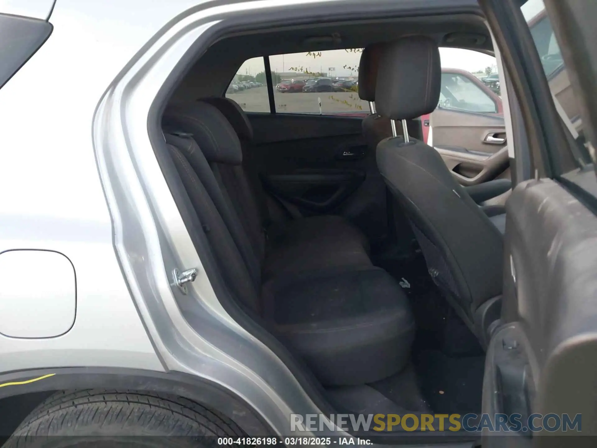 8 fotografías del automóvil dañado KL7CJKSB5LB021260 CHEVROLET TRAX 2020